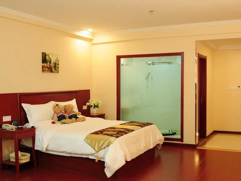 Bed in GreenTree Inn JiangSu ChangZhou Zhonglou District Qingfeng Park Express Hotel