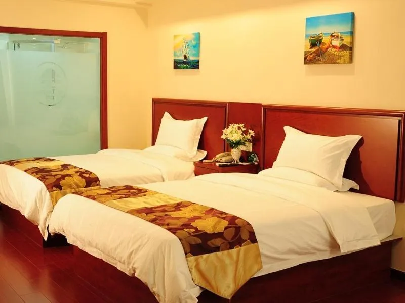 Bed in GreenTree Inn JiangSu ChangZhou Zhonglou District Qingfeng Park Express Hotel