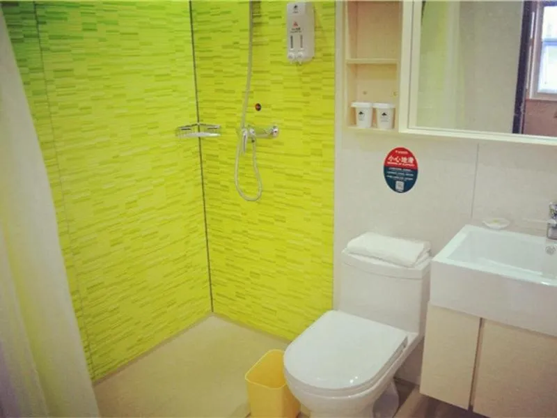 GreenTree Inn ShanDong Linxi Pingyi Mengyang Road Express Hotel