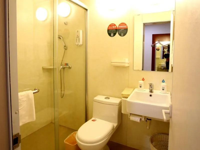 GreenTree Inn ShanDong Linxi Pingyi Mengyang Road Express Hotel