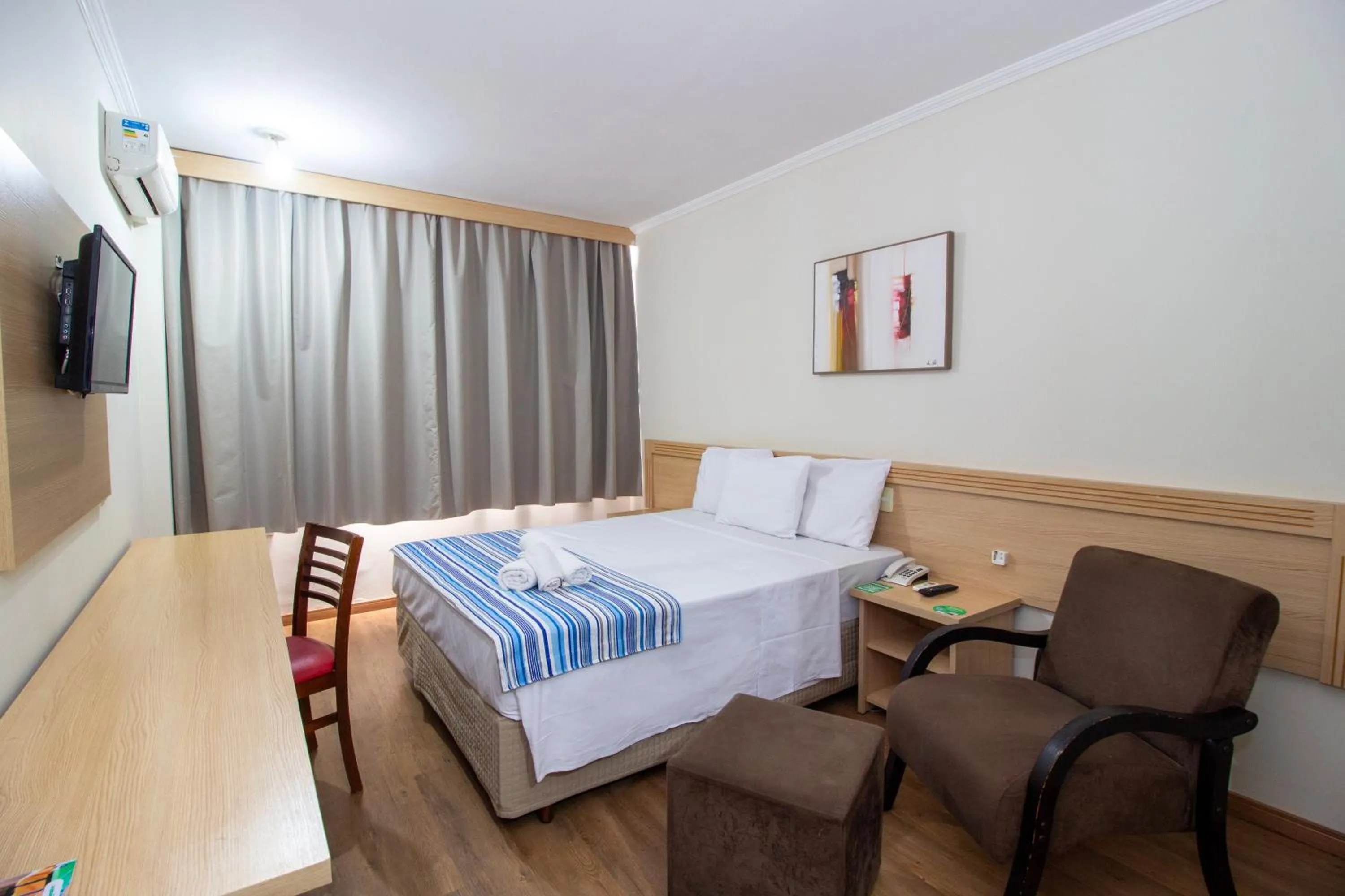 View (from property/room), Bed in Hotel Nacional Inn Ribeirão Preto