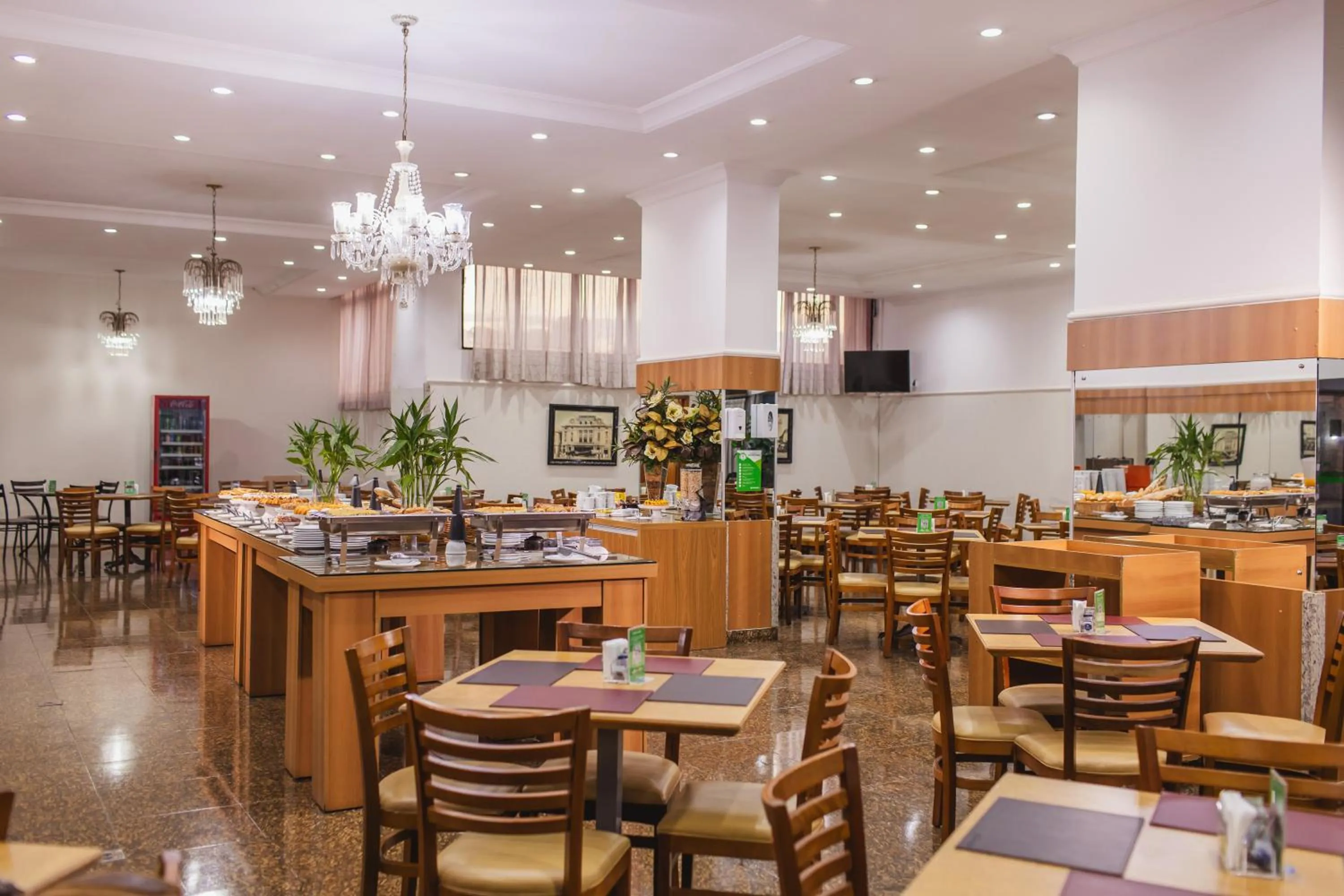 Restaurant/places to eat in Hotel Nacional Inn Ribeirão Preto