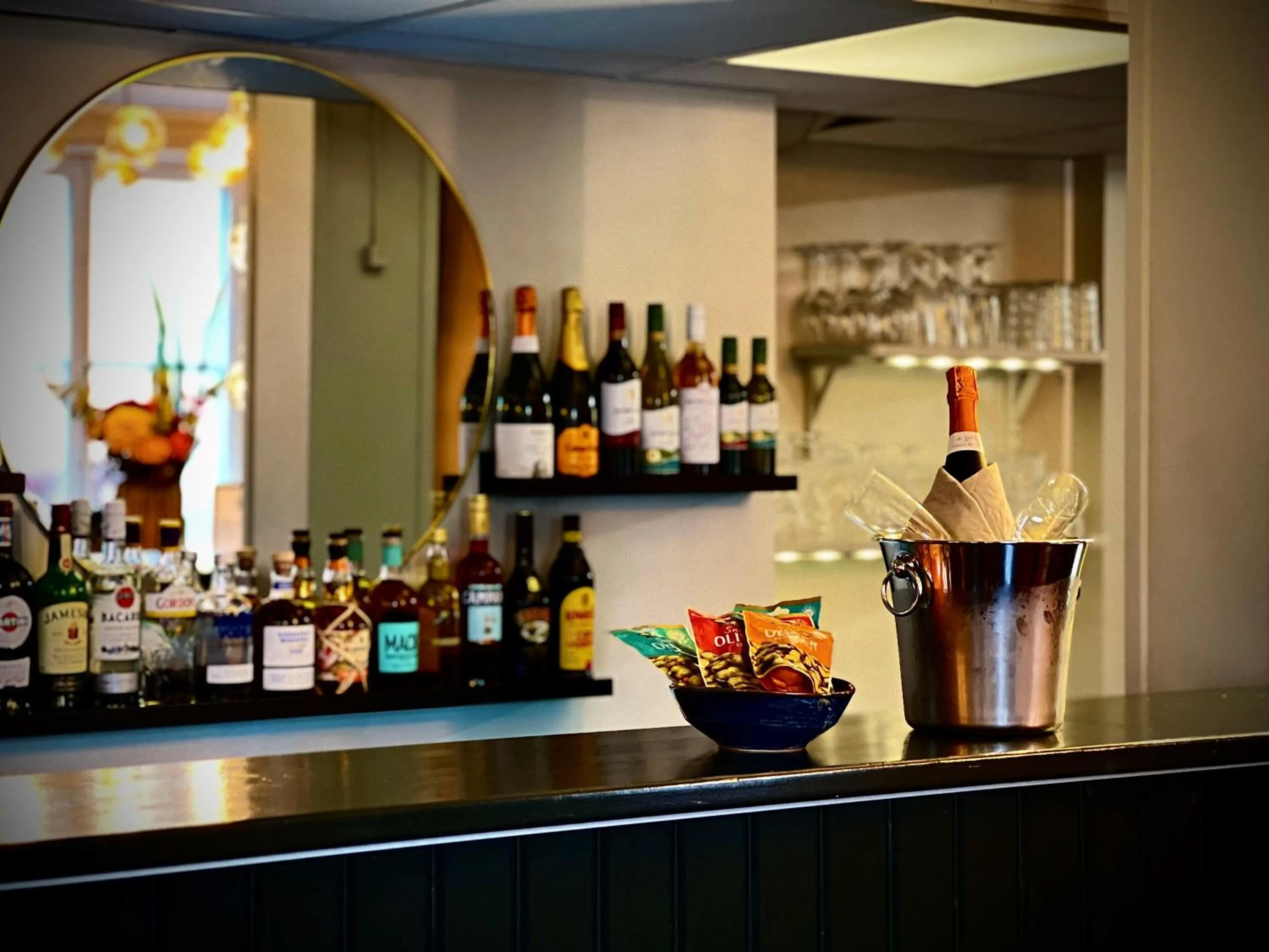 Restaurant/places to eat in Akademihotellet