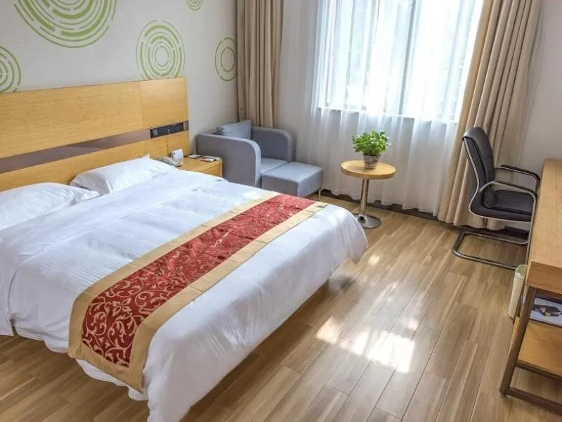 Bed in GreenTree Inn GuangXi HePu HuanzhuSouthRd.Transit Center Express Hotel