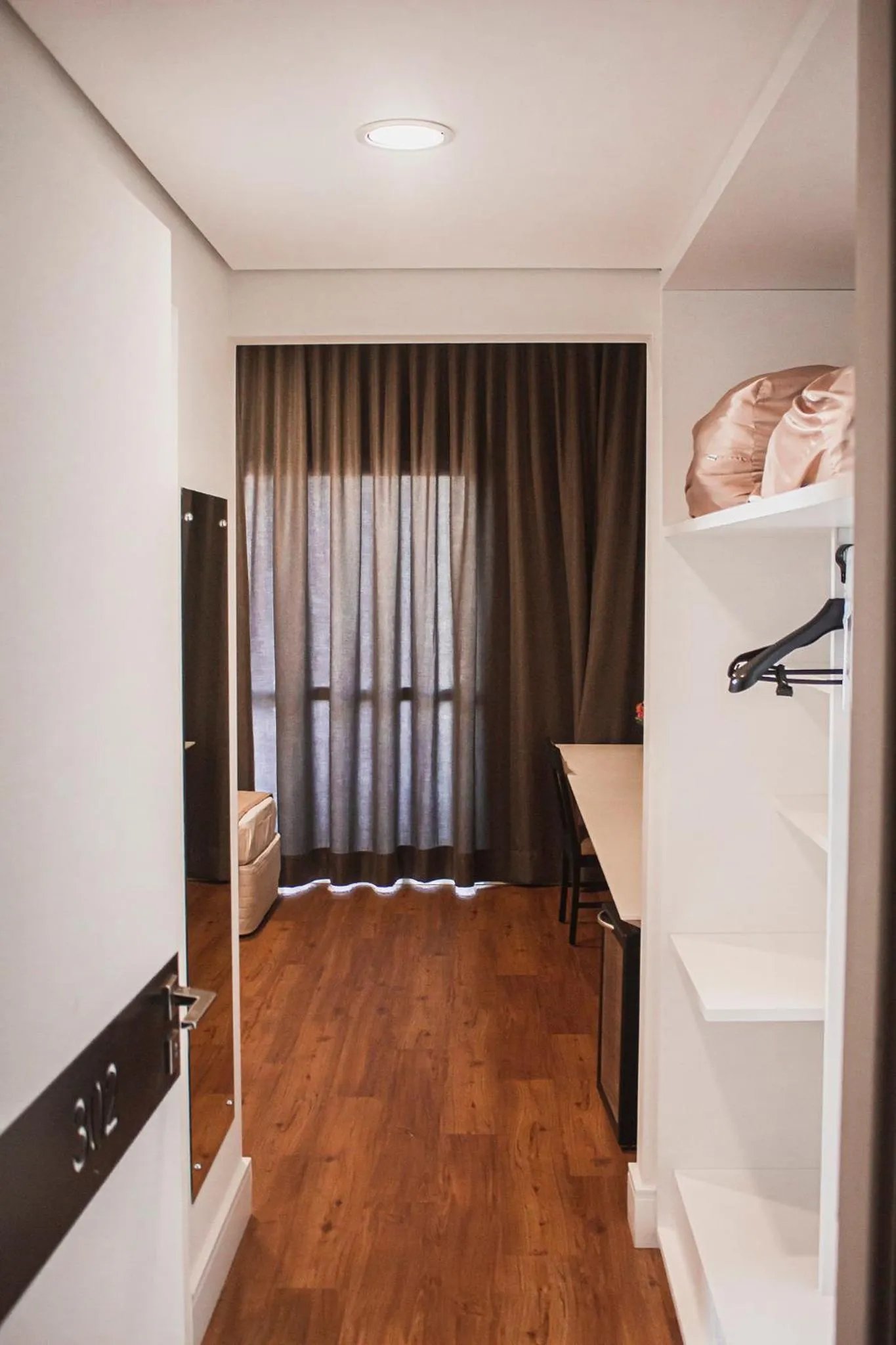 Photo of the whole room in Vip Hotel