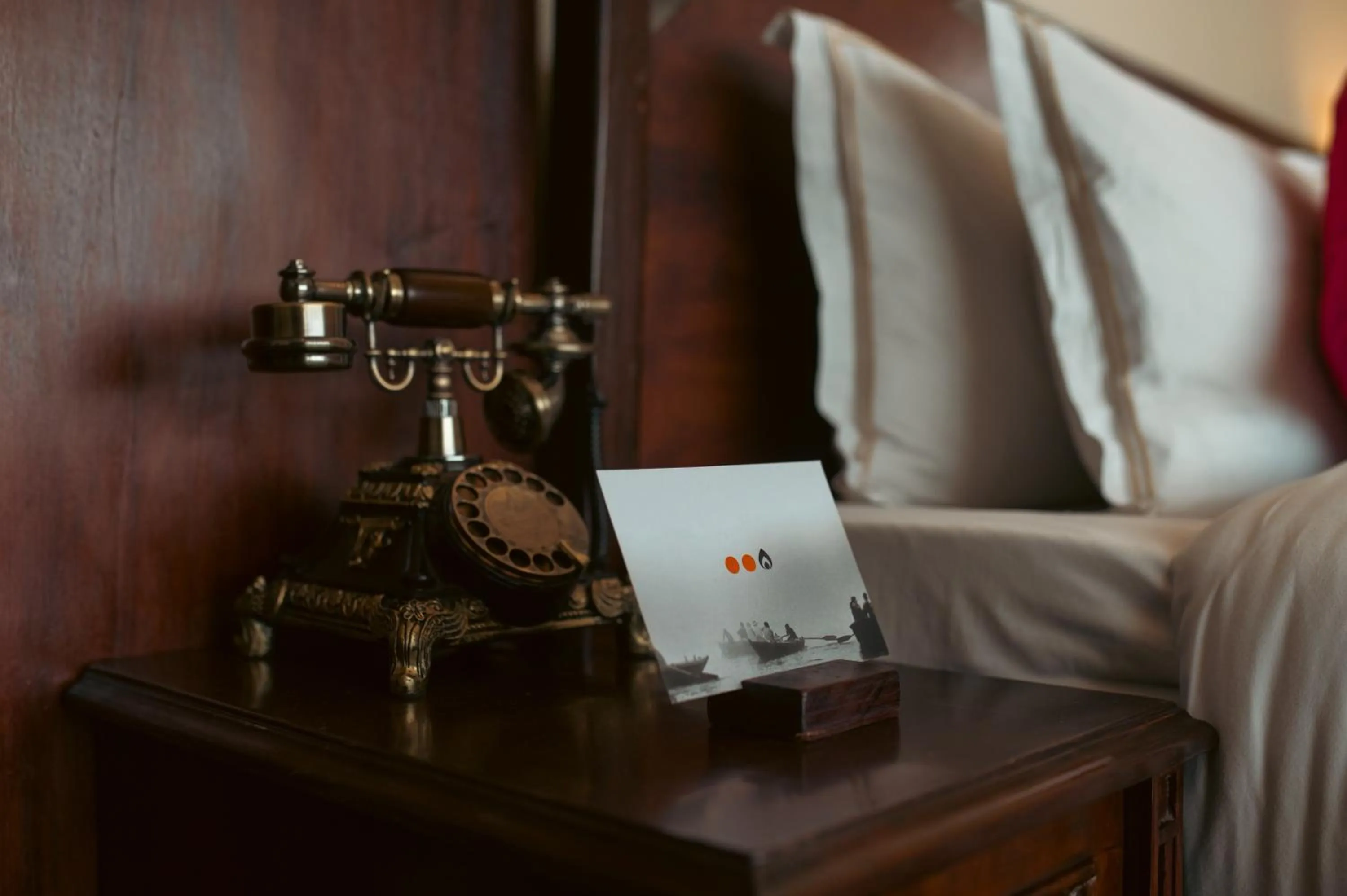 room service, Bed in BrijRama Palace, Varanasi - By the Ganges
