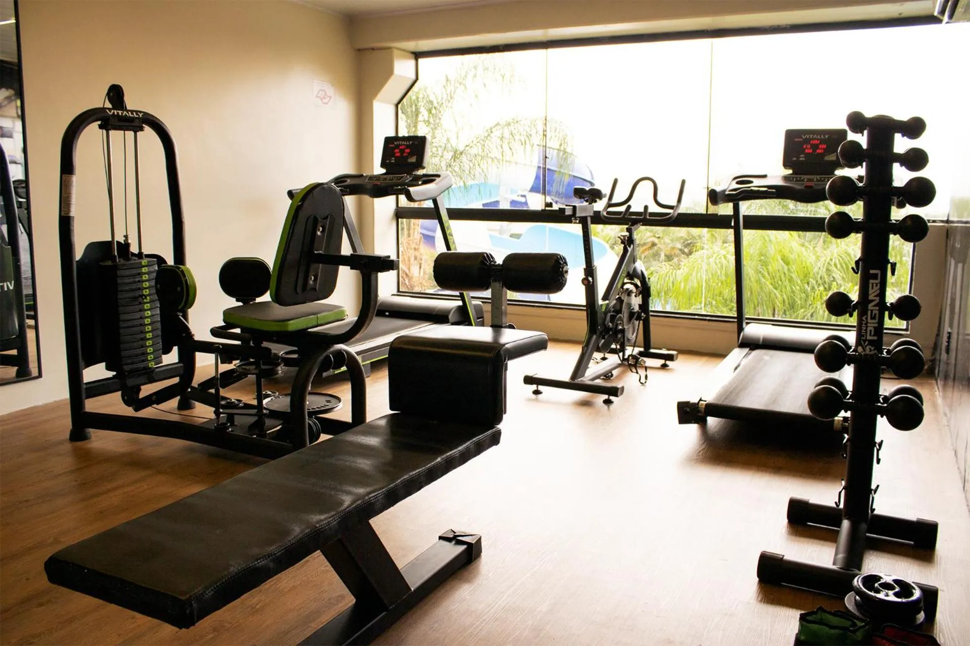 Fitness centre/facilities in Hotel Vilage Inn Ribeirão Preto & Convenções by Nacional Inn