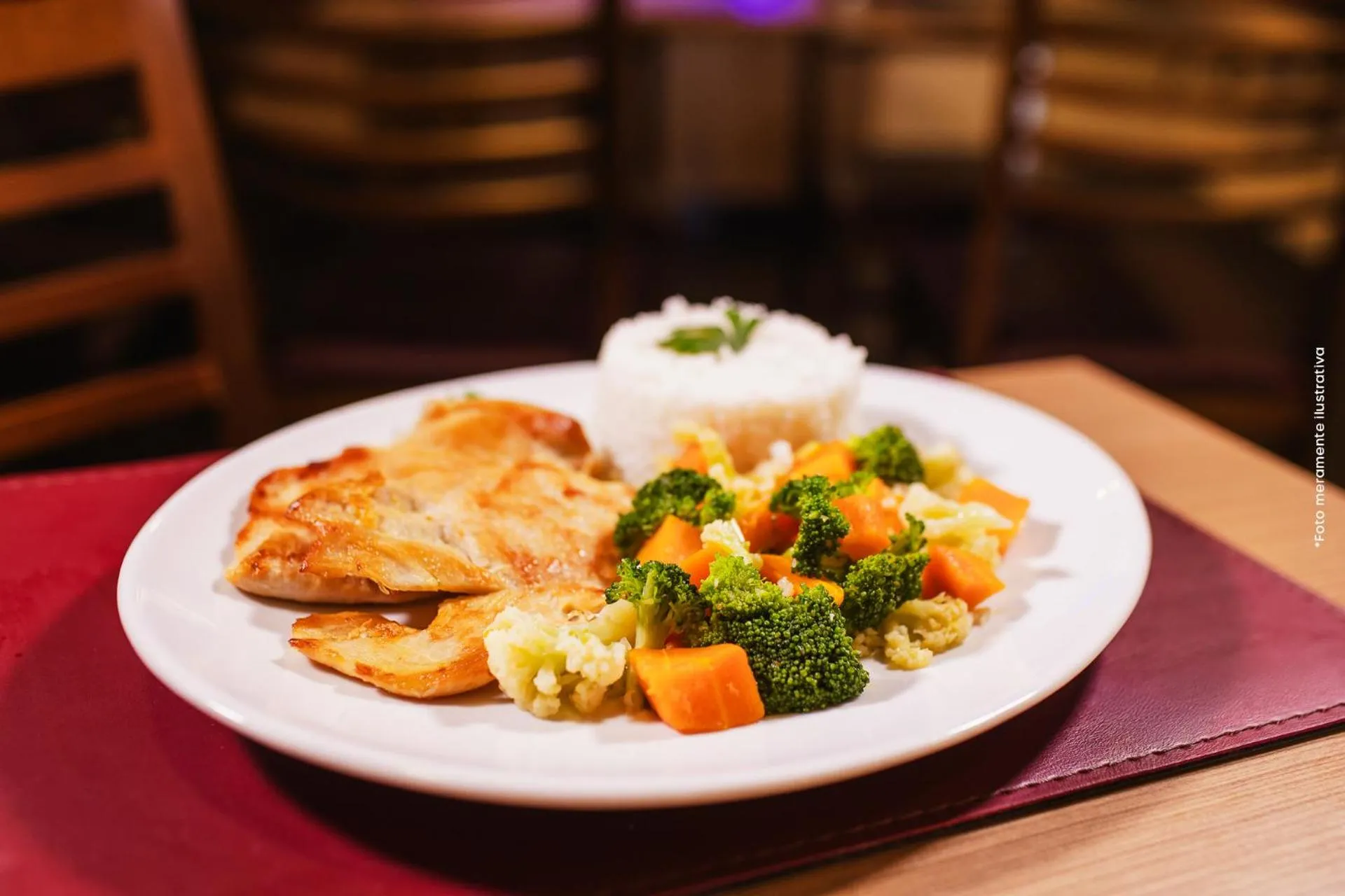 Restaurant/places to eat in Hotel Vilage Inn Ribeirão Preto & Convenções by Nacional Inn