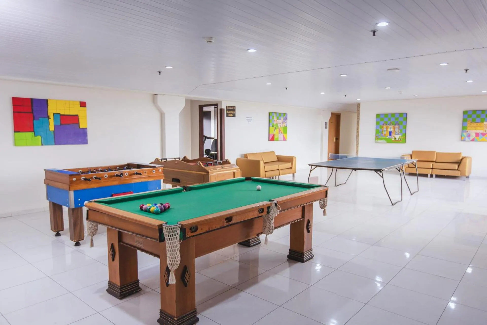Game Room in Hotel Vilage Inn Ribeirão Preto & Convenções by Nacional Inn