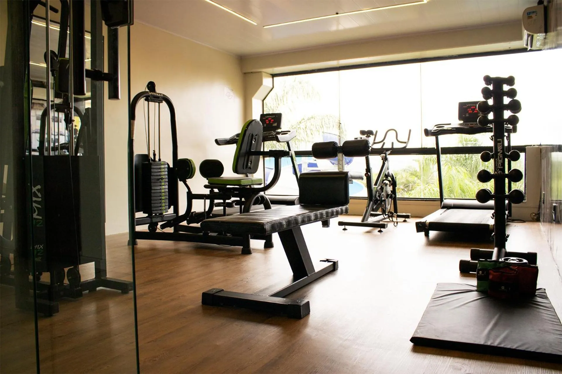Fitness centre/facilities in Hotel Vilage Inn Ribeirão Preto & Convenções by Nacional Inn