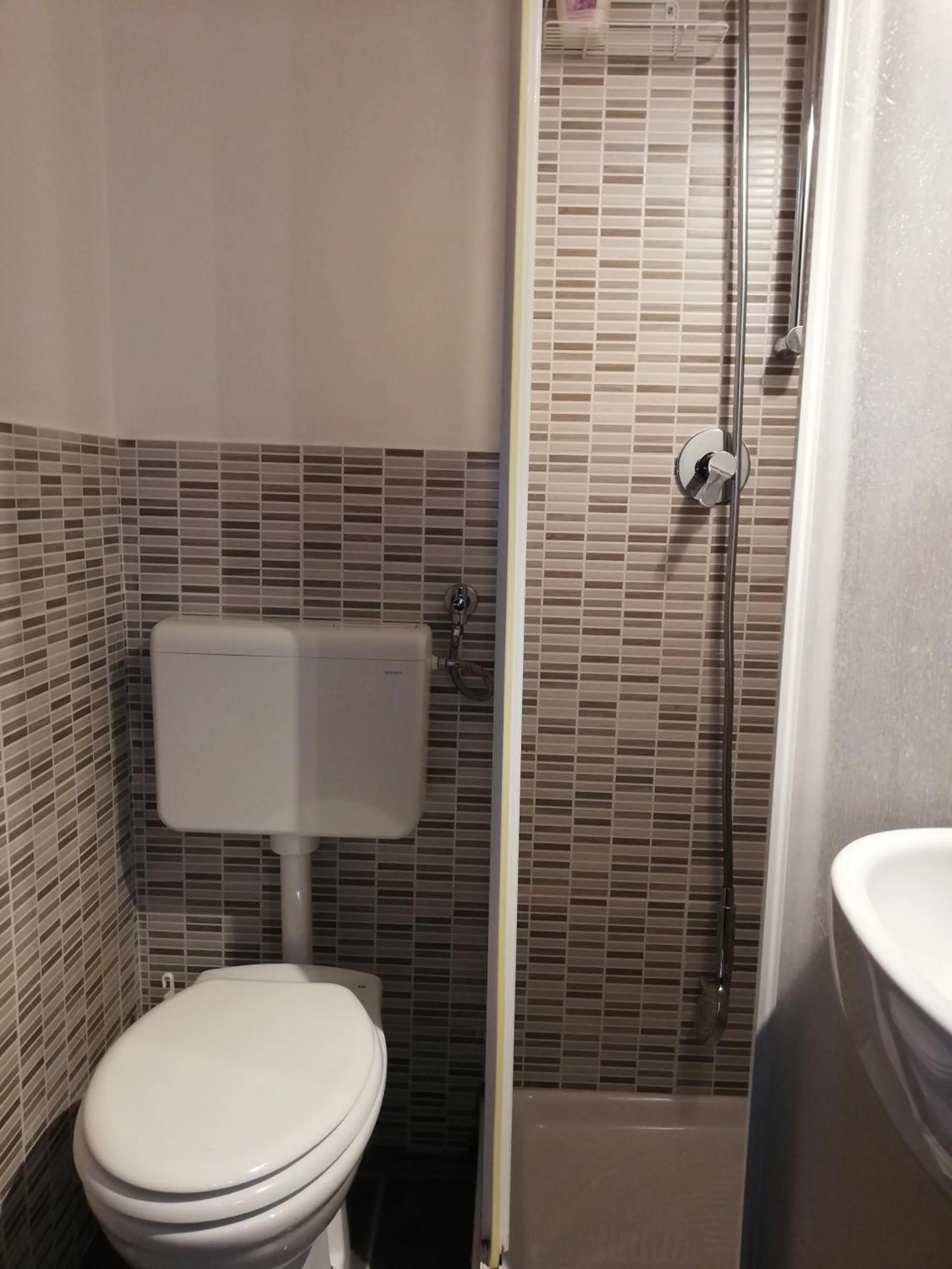 Bathroom in Hotel Dover