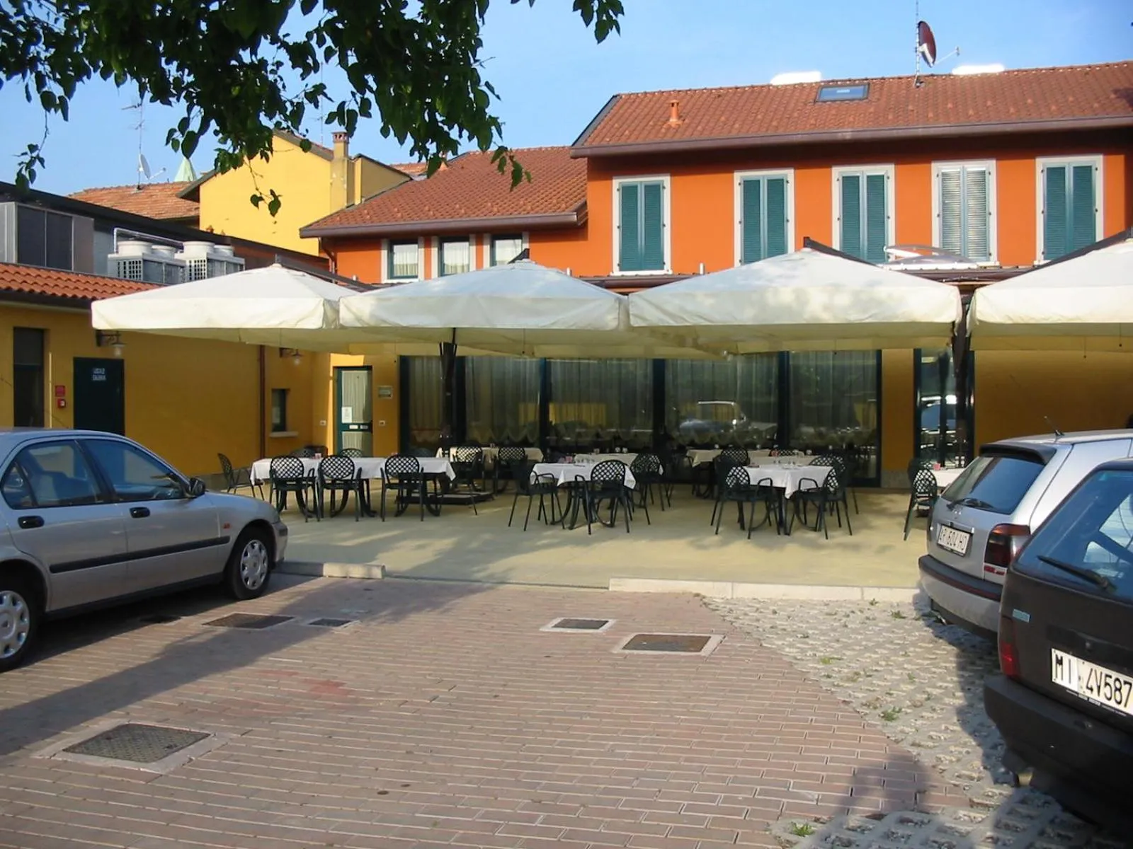 Property building in Hotel Ristorante Morus
