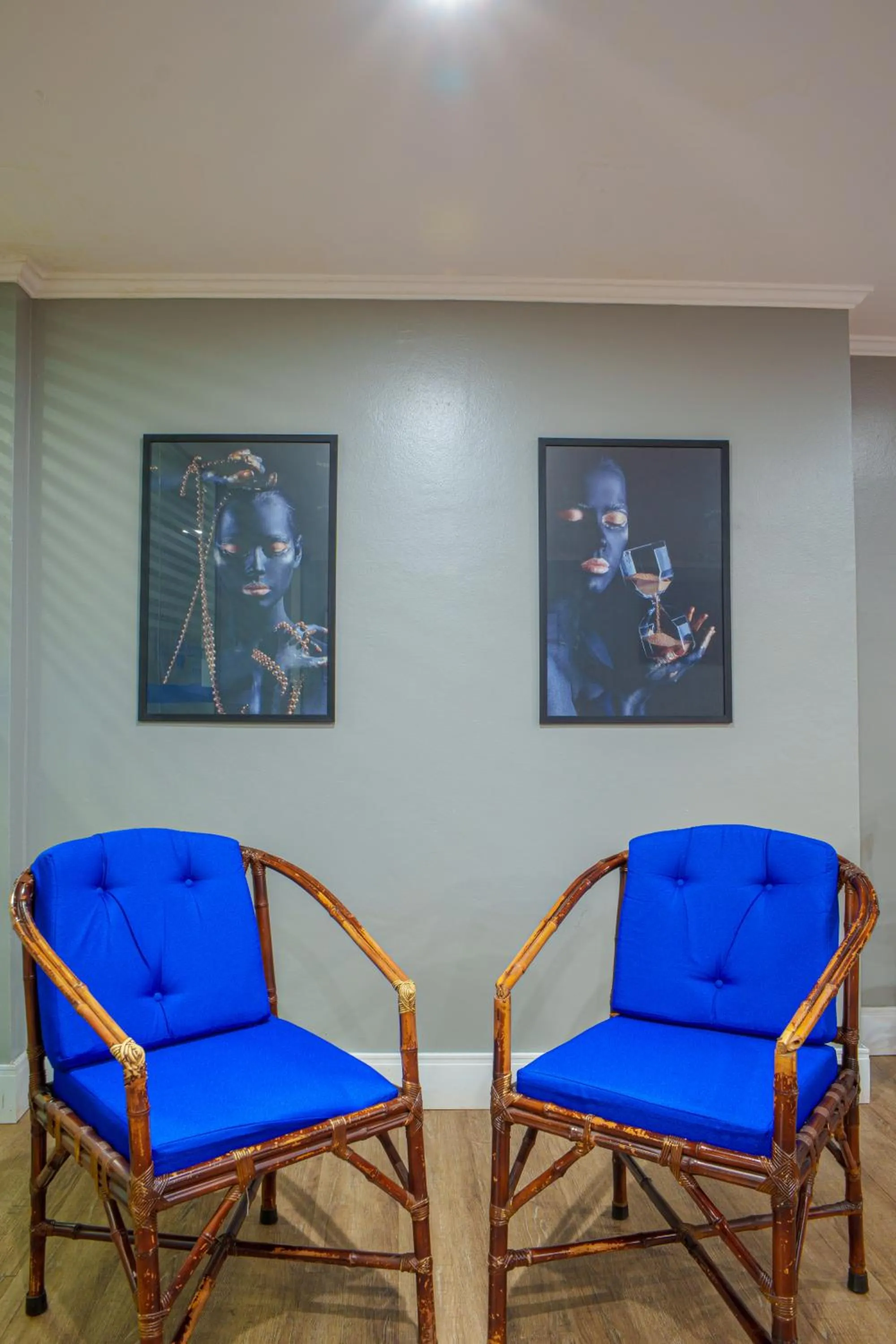 Communal lounge/ TV room in Hotel Dan Inn Express Ribeirão Preto By Nacional Inn