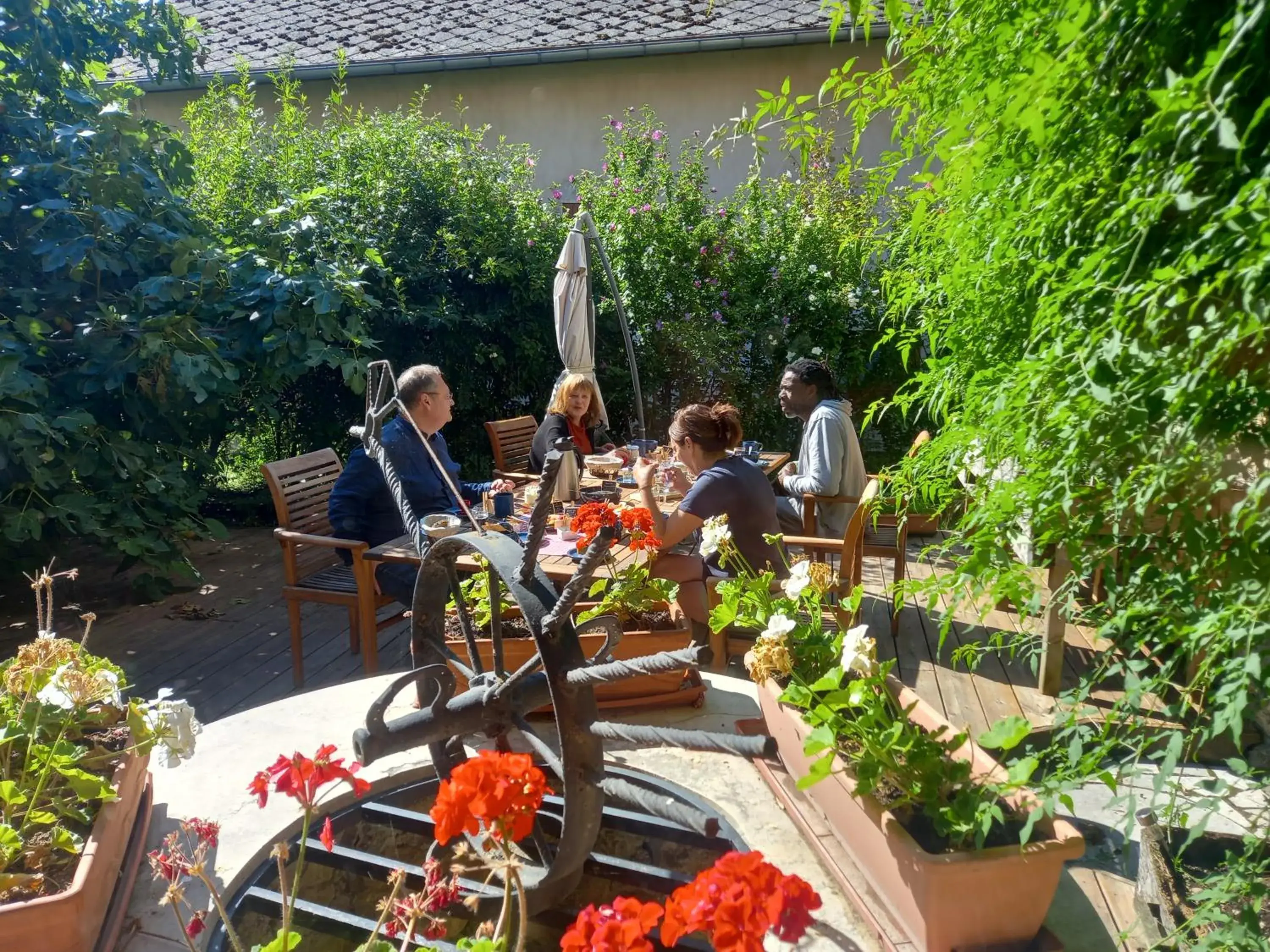 Superior King or Twin Room in VALRELEY, chambres et table d'hôtes eco-friendly avec bain nordique au sud du massif du Jura Superior King or Twin Room in VALRELEY, chambres et table d'hôtes eco-friendly avec bain nordique au sud du massif du Jura