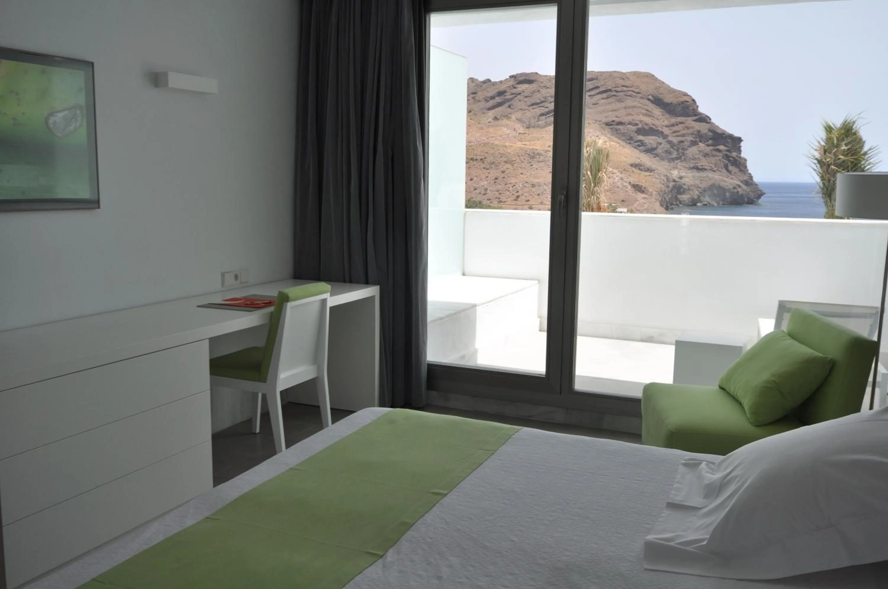 Photo of the whole room, Bed in Hotel Spa Calagrande Cabo de Gata