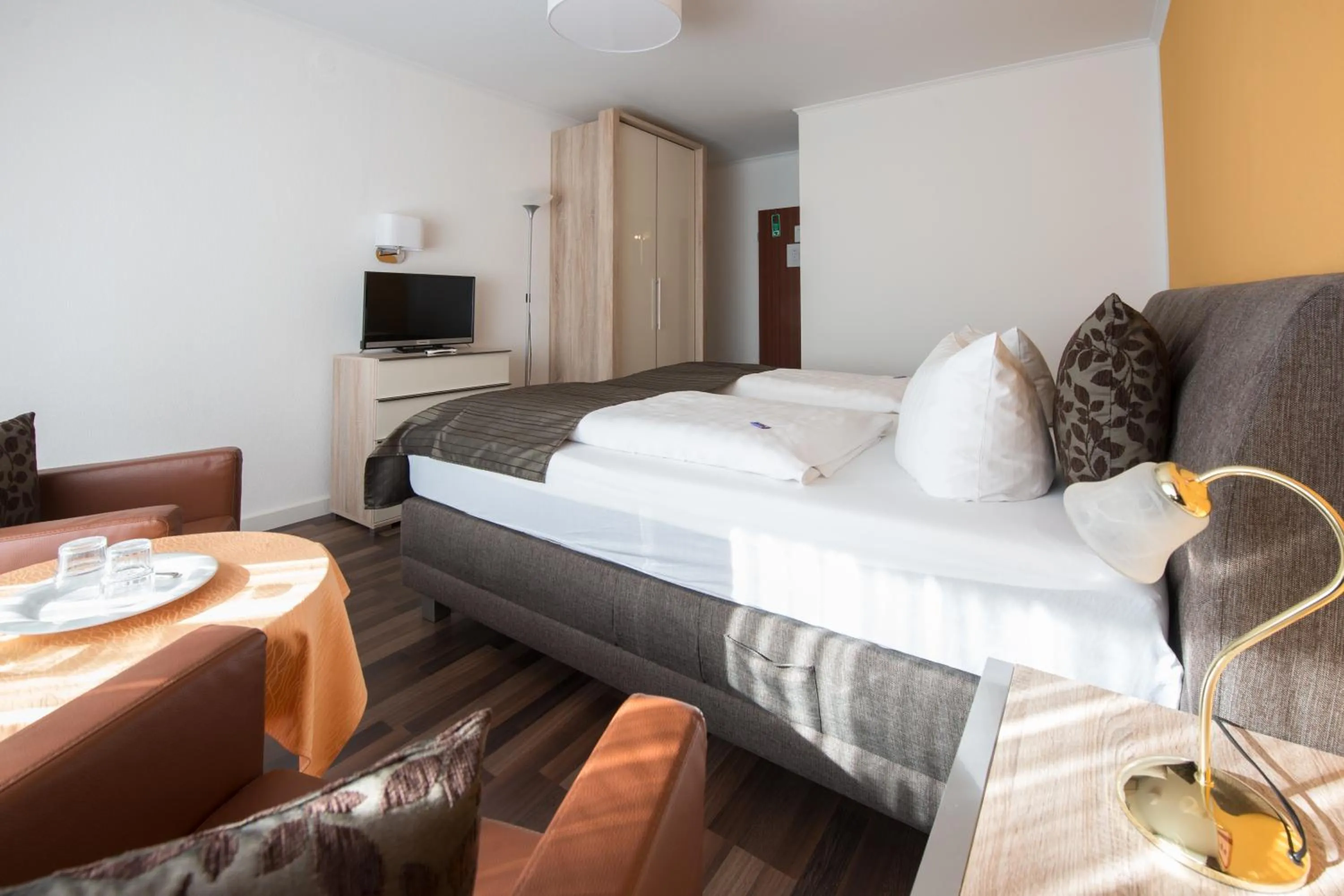 Photo of the whole room, Bed in Hotel Joh