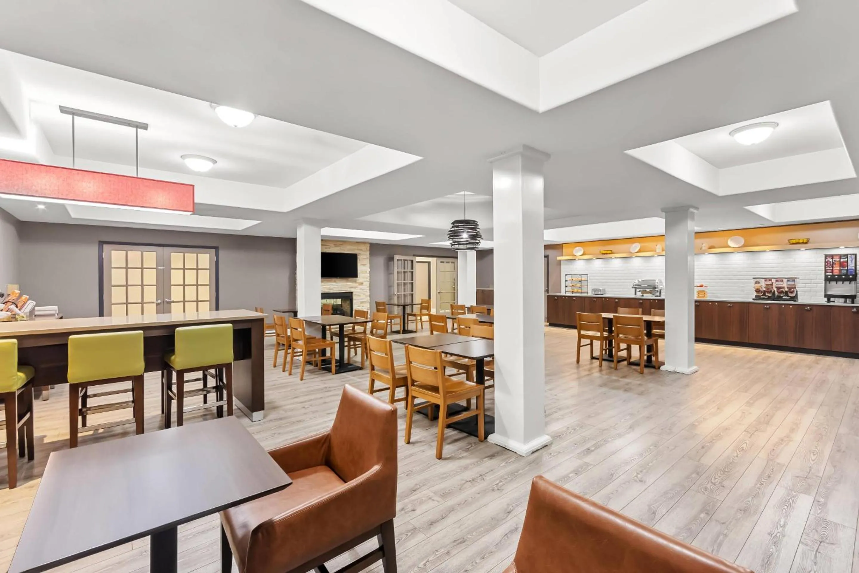 Breakfast in Country Inn & Suites Etown