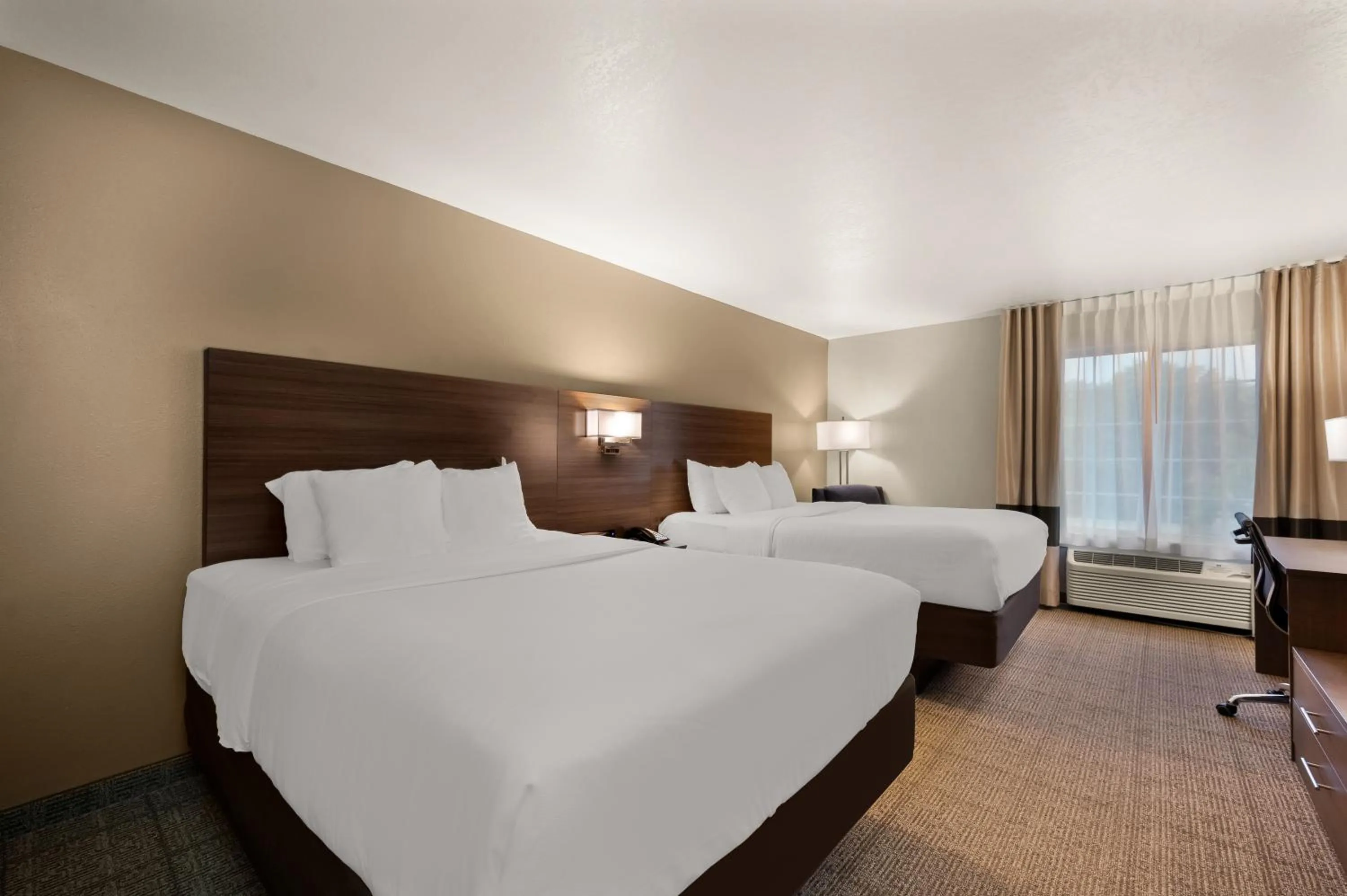 Bedroom, Bed in Comfort Inn & Suites