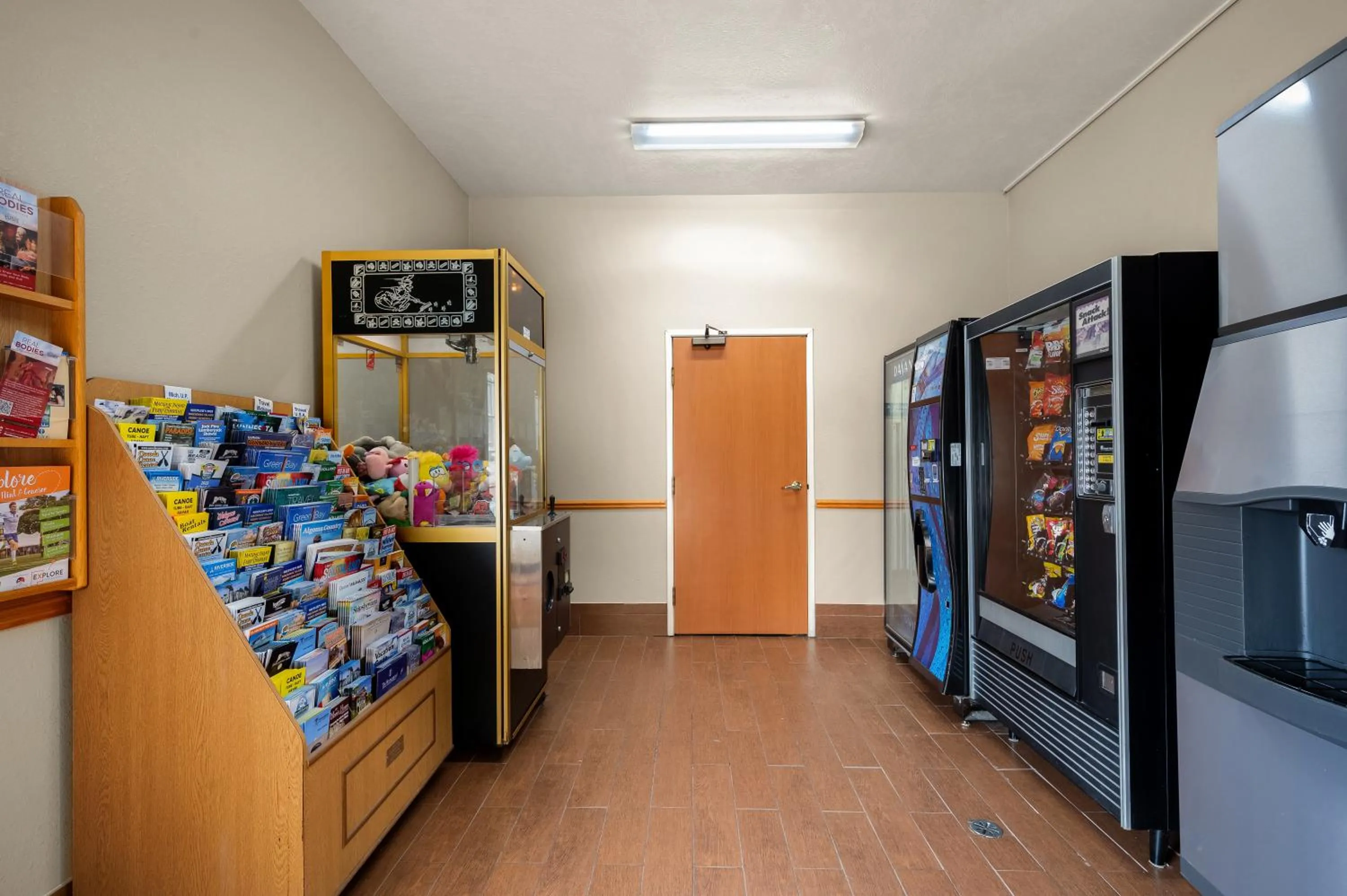 vending machine in Comfort Inn & Suites