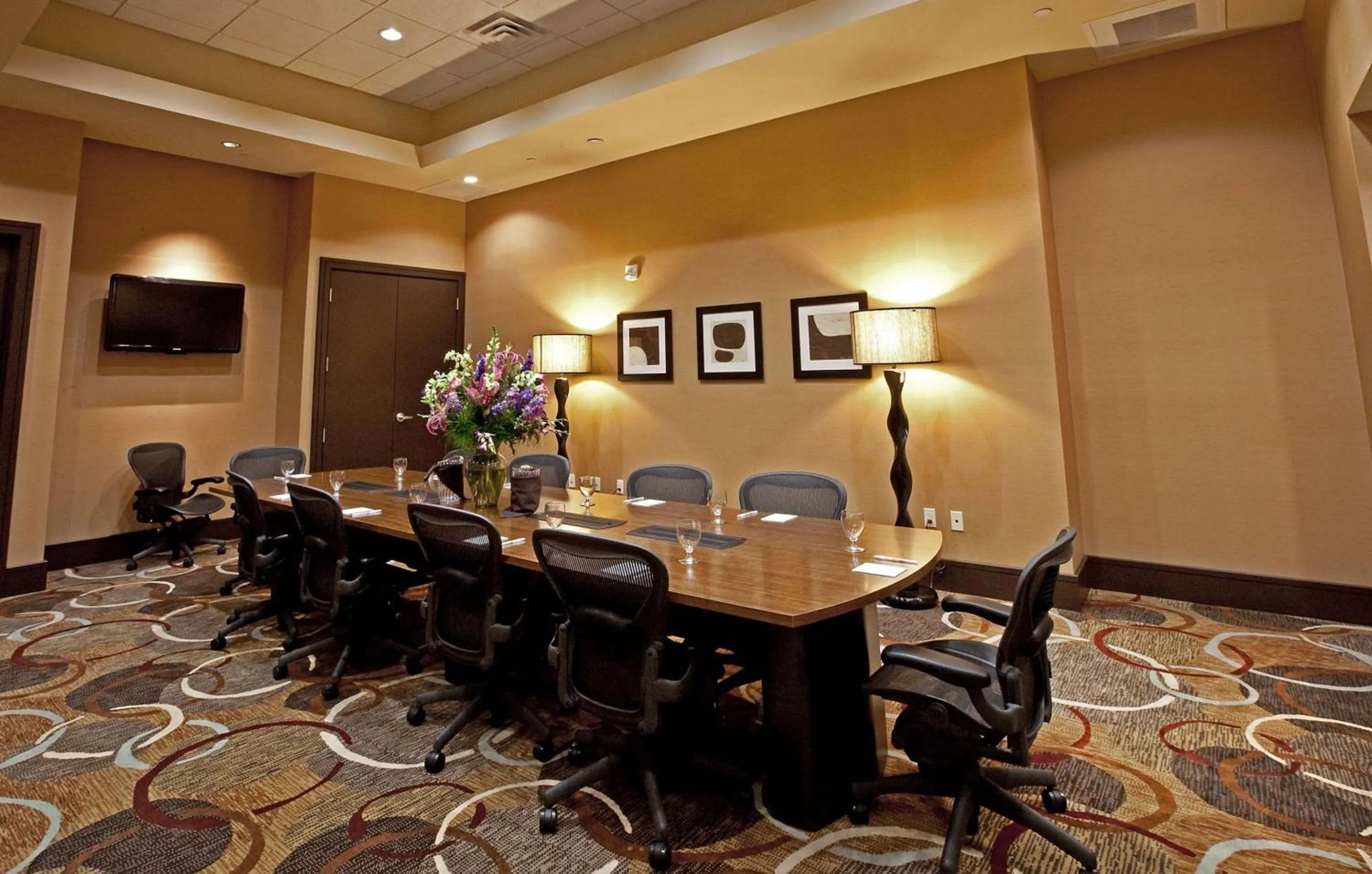 Meeting/conference room in Embassy Suites Palmdale