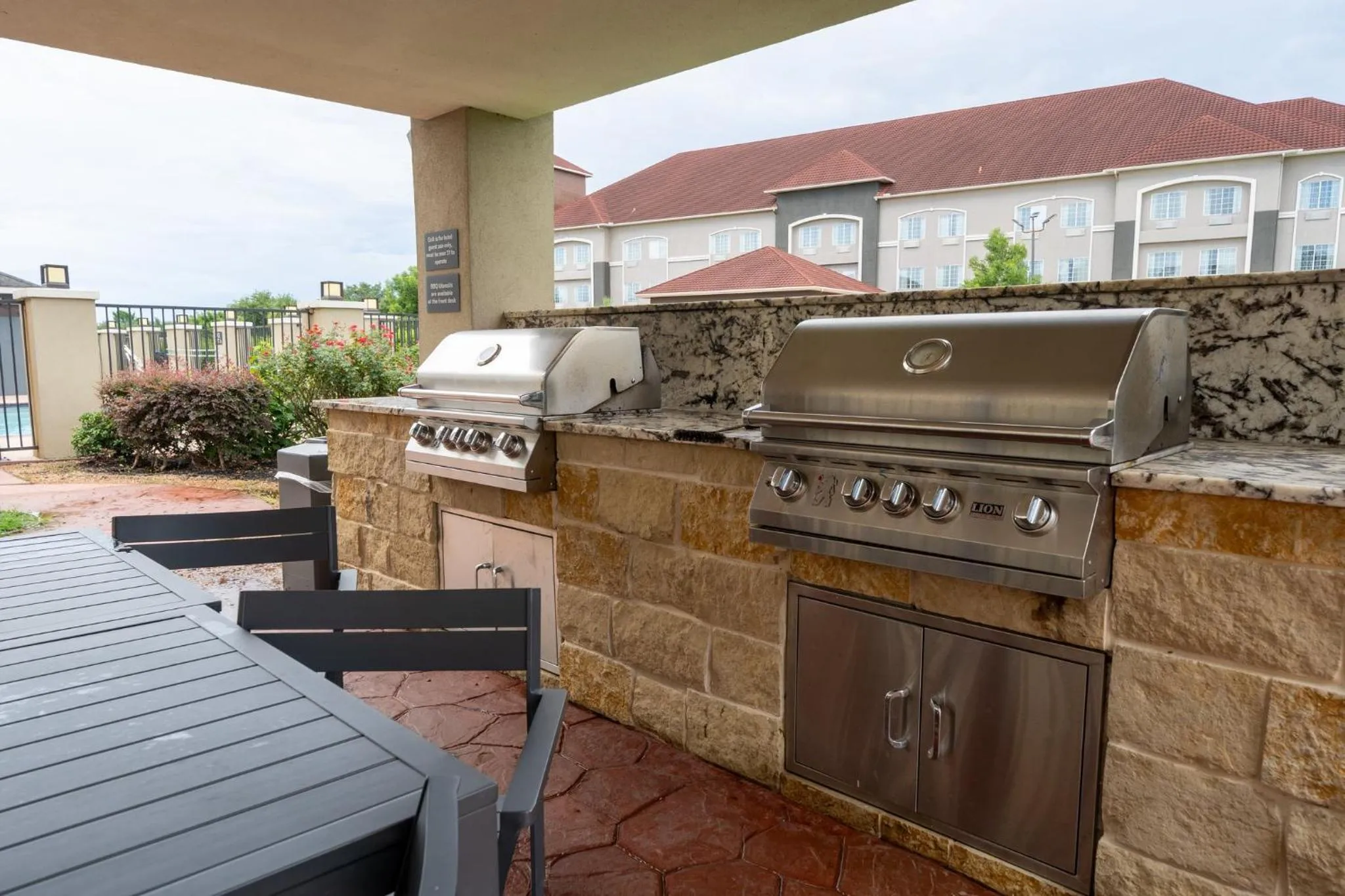 Lobby or reception in Candlewood Suites Deer Park by IHG