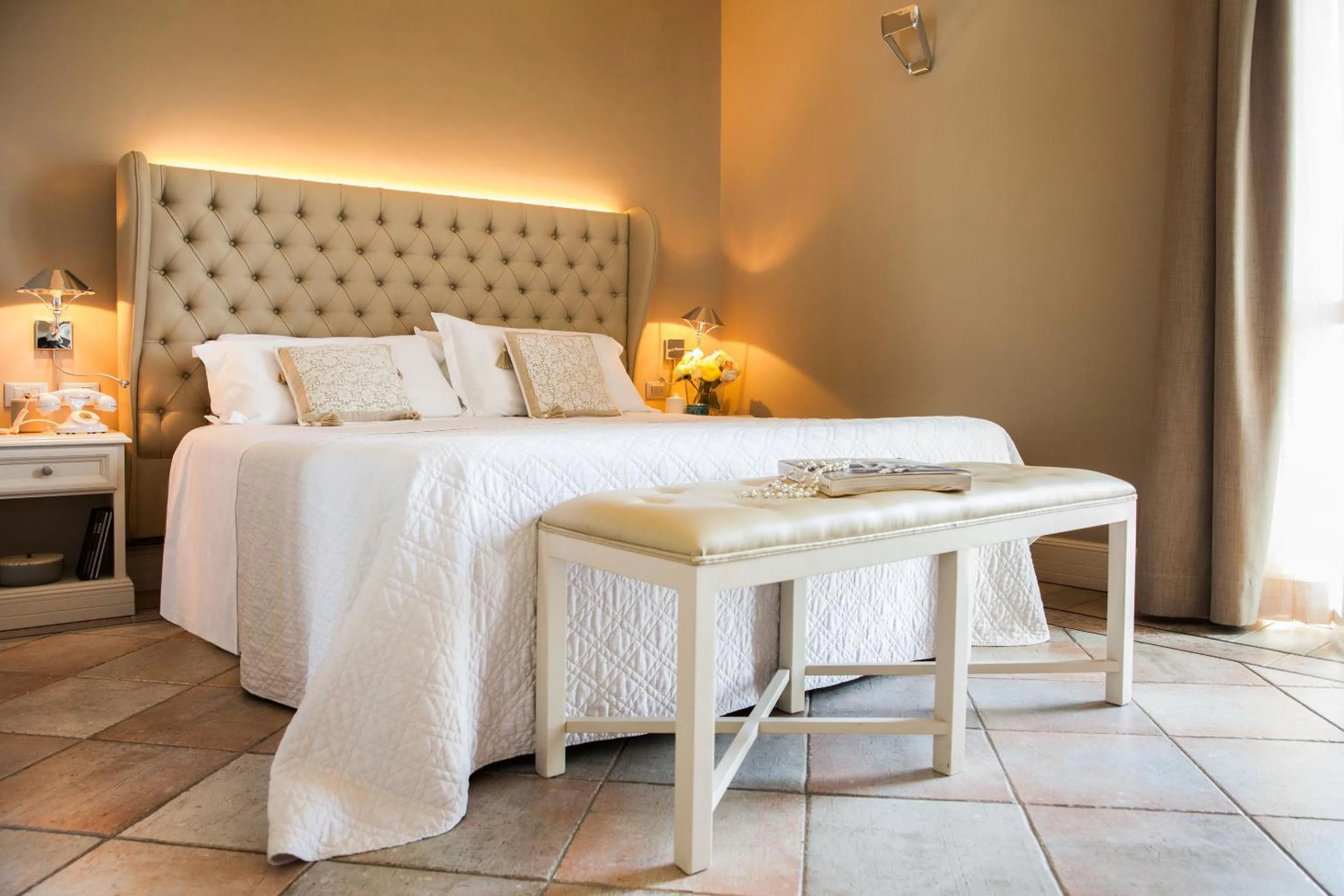 Decorative detail, Bed in Hotel Savoia