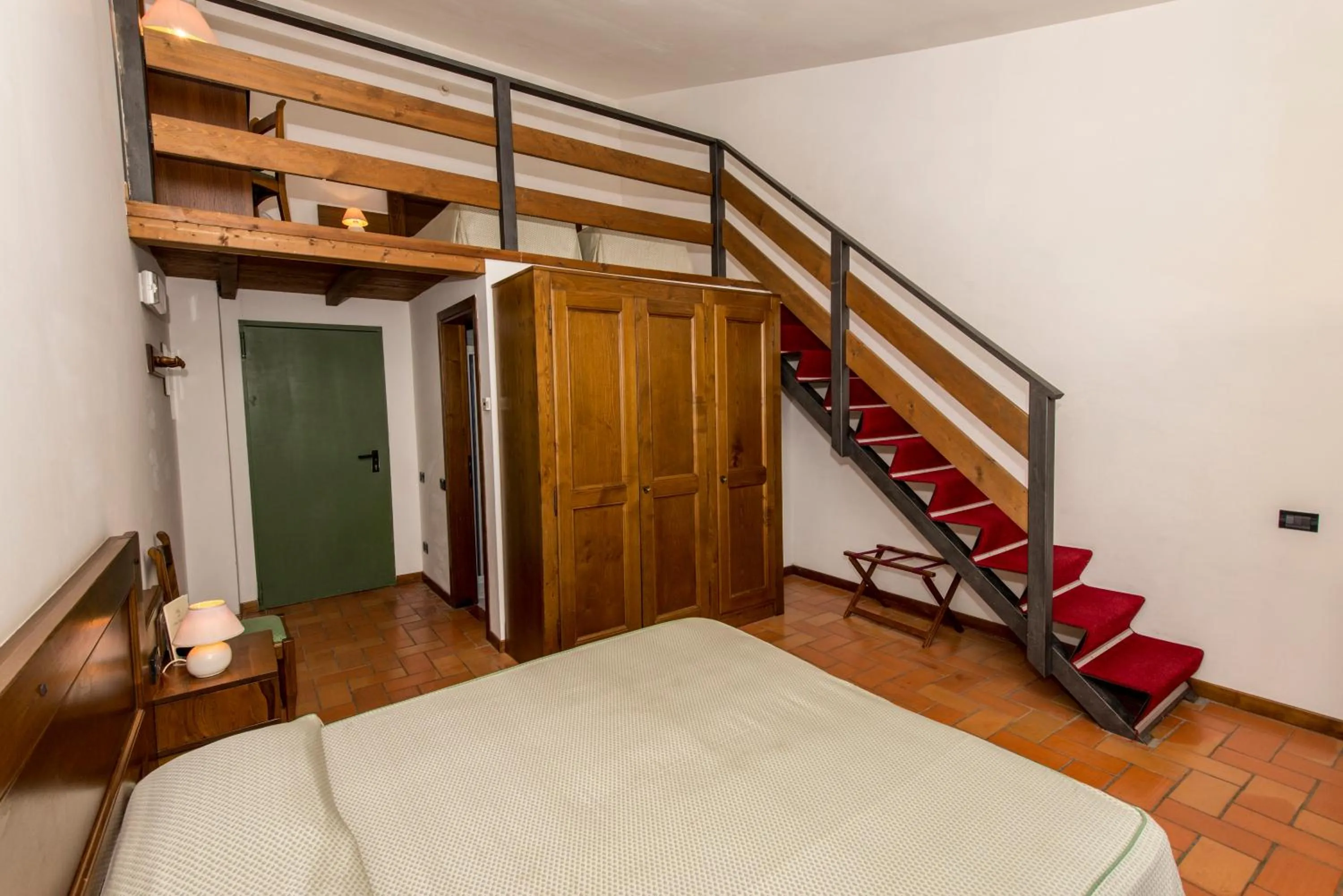 Economy Triple Room in Hotel Bellavista