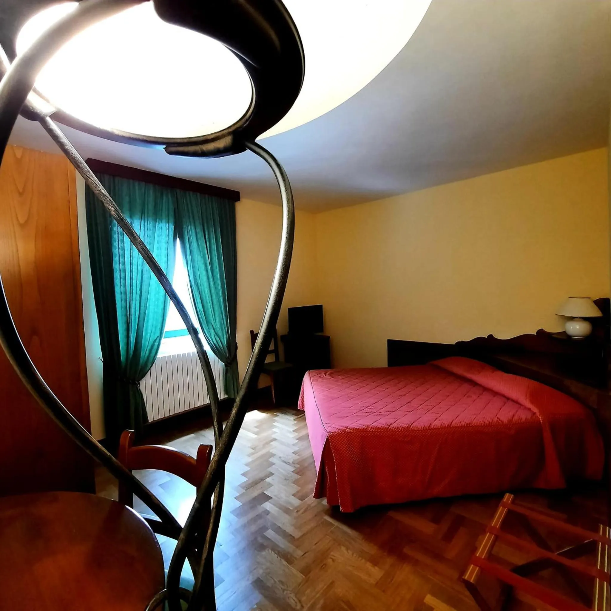 Deluxe Double or Twin Room with Mountain View in Hotel Bellavista