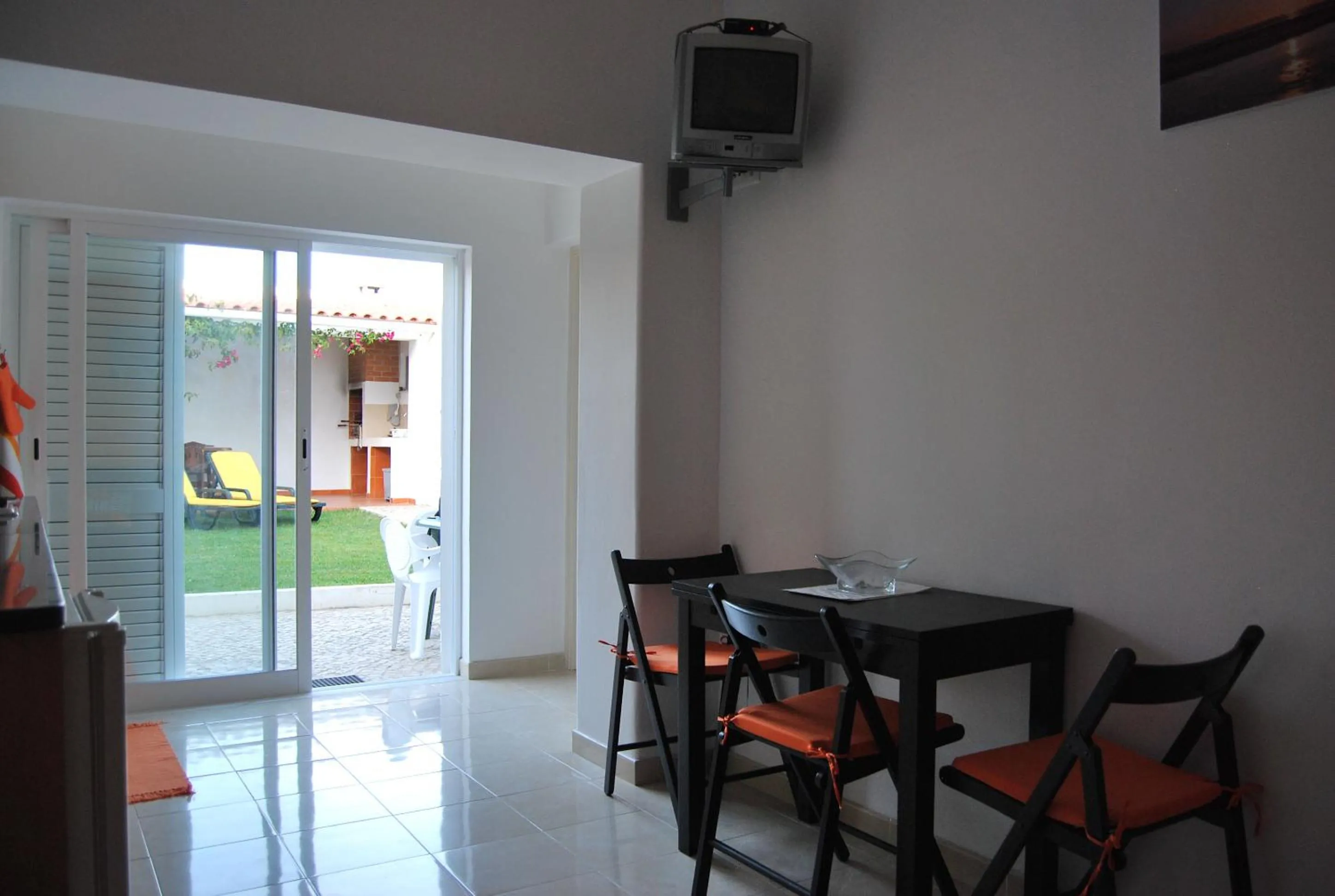 Photo of the whole room in Apartamentos Costa