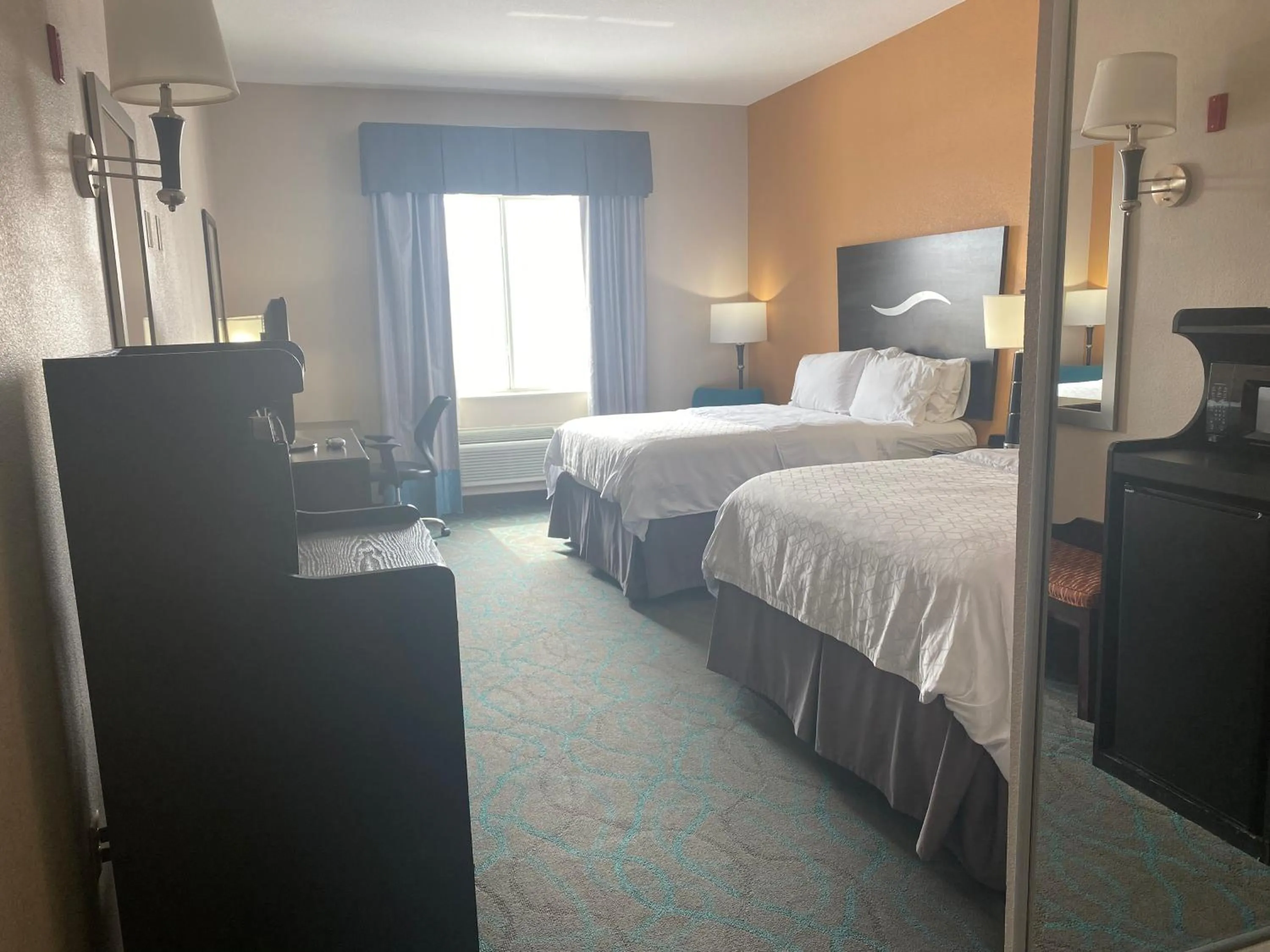 Photo of the whole room in Holiday Inn Express Hotel and Suites Fort Stockton by IHG