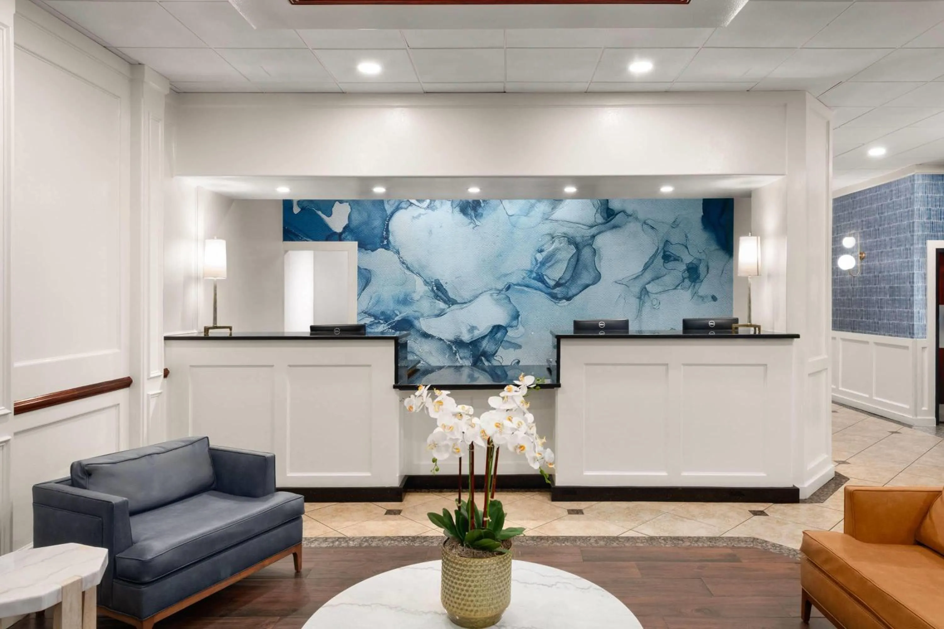 Lobby or reception in Wyndham Garden Fort Walton Beach Destin