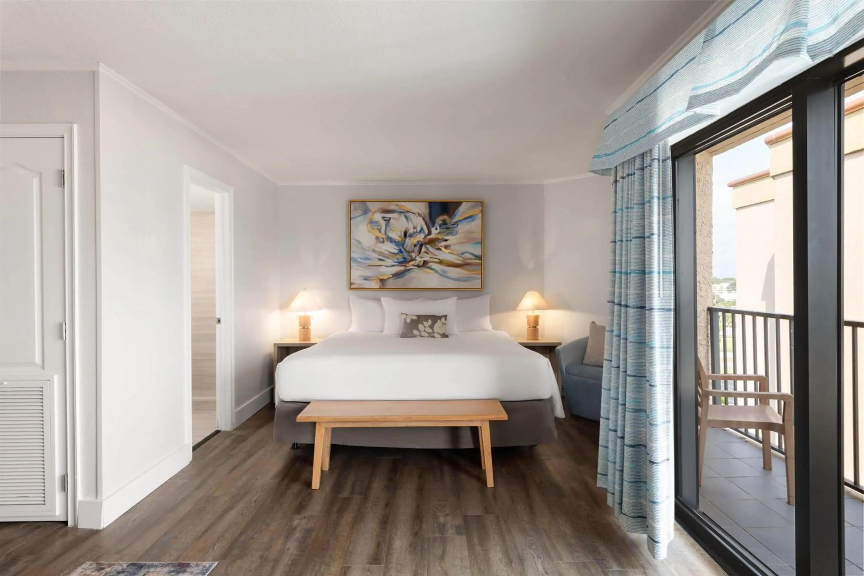 Photo of the whole room, Bed in Wyndham Garden Fort Walton Beach Destin