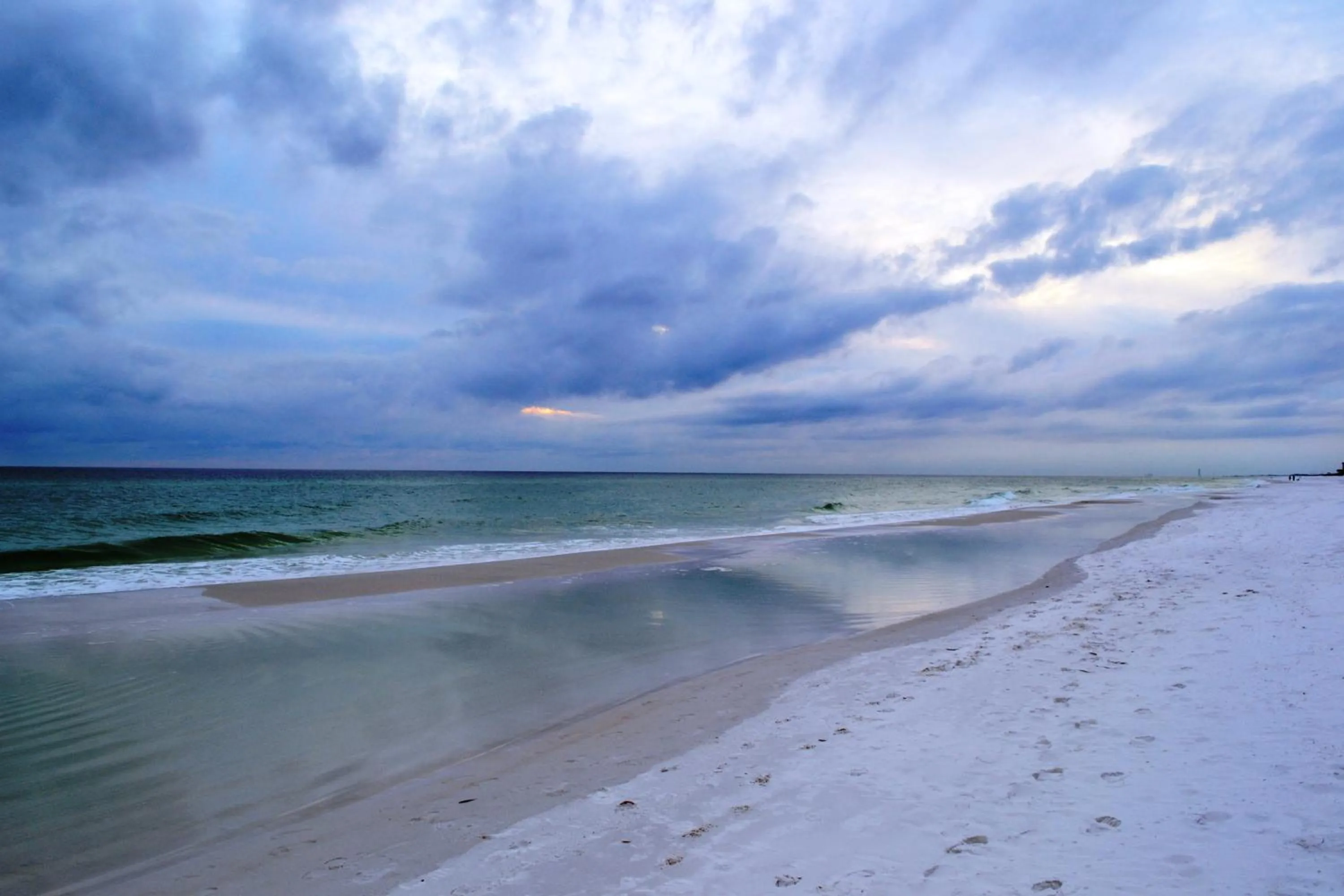 Beach in Wyndham Garden Fort Walton Beach Destin