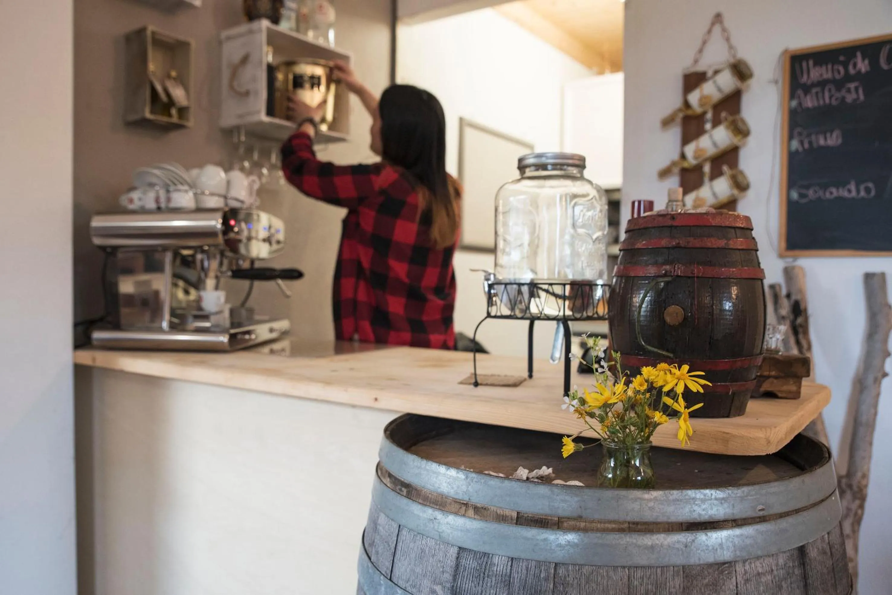 Restaurant/places to eat in Nacchinono