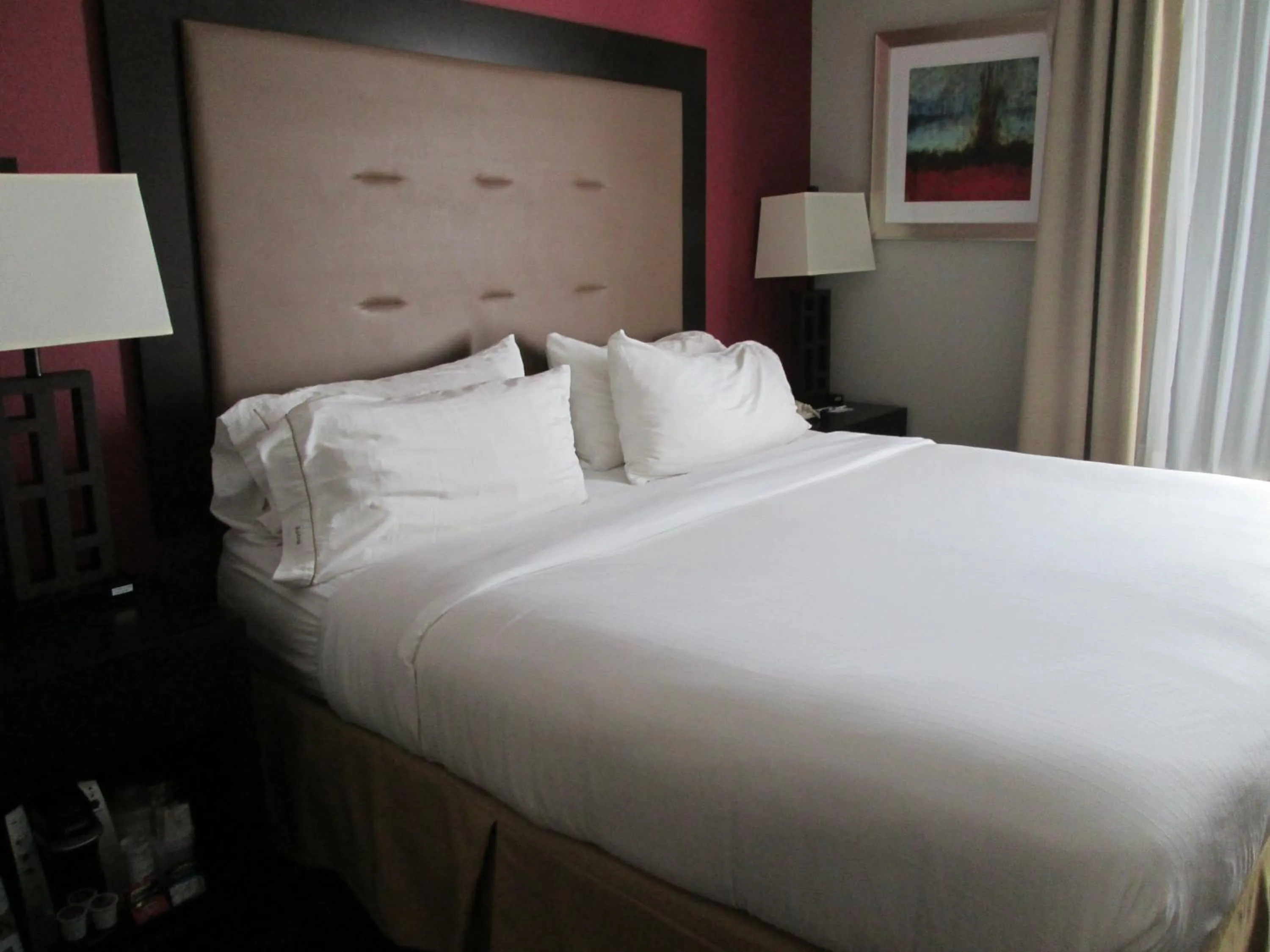 Photo of the whole room, Bed in Holiday Inn Express Cloverdale - Greencastle by IHG