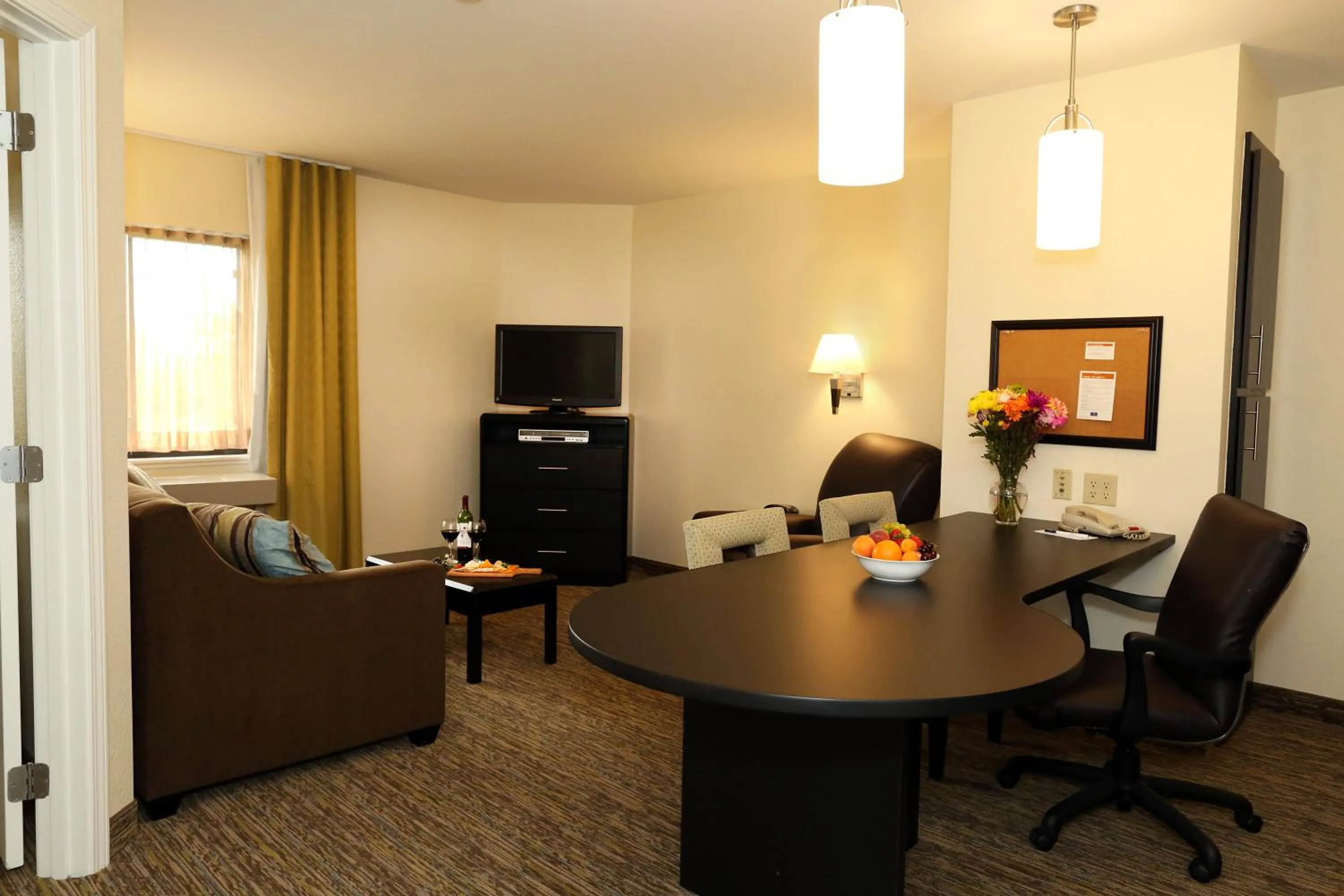 Photo of the whole room in Candlewood Suites East Lansing by IHG