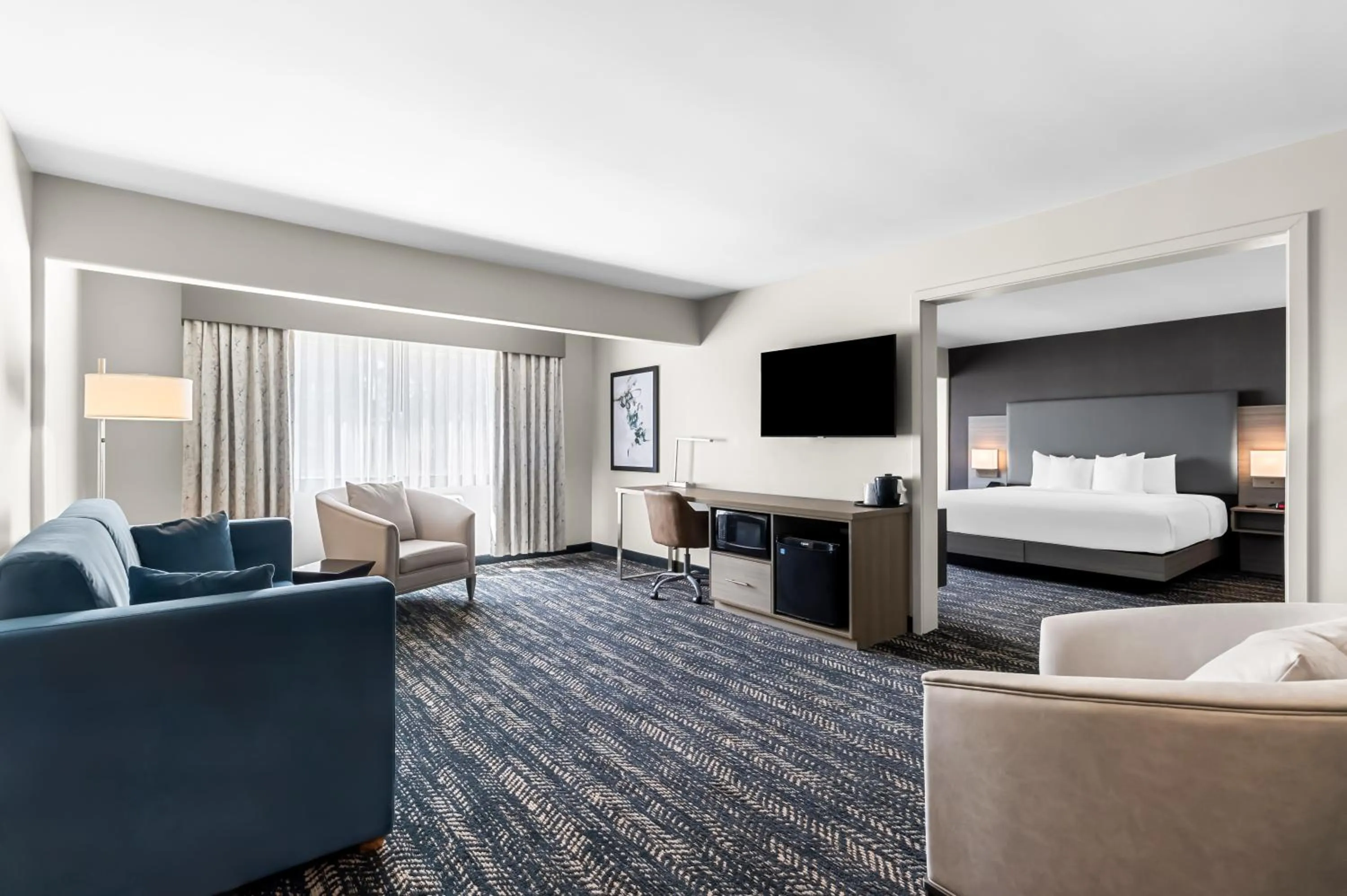 Bed in Hourglass Hotel, Trademark Collection by Wyndham