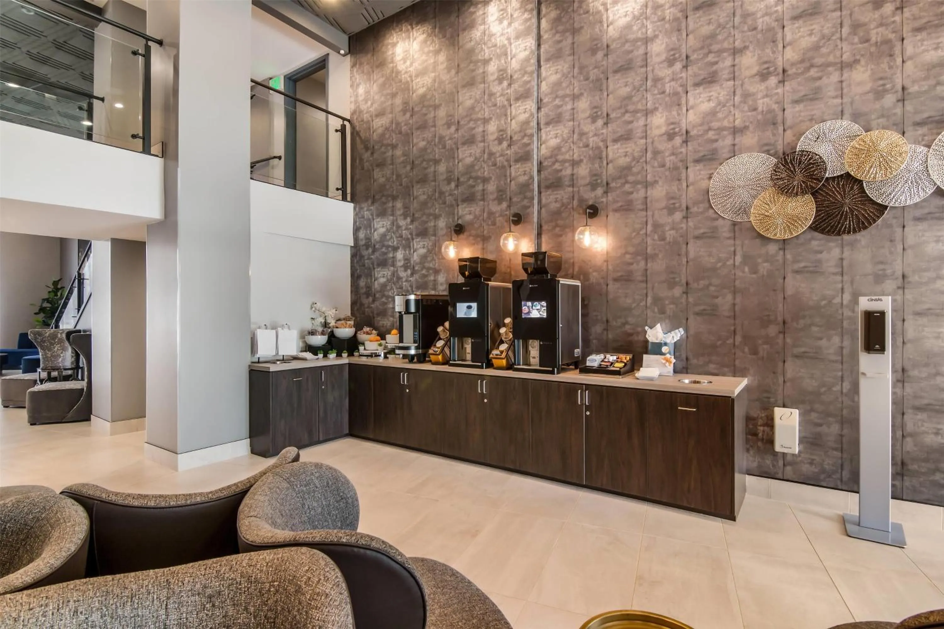 Restaurant/places to eat in Hourglass Hotel, Trademark Collection by Wyndham