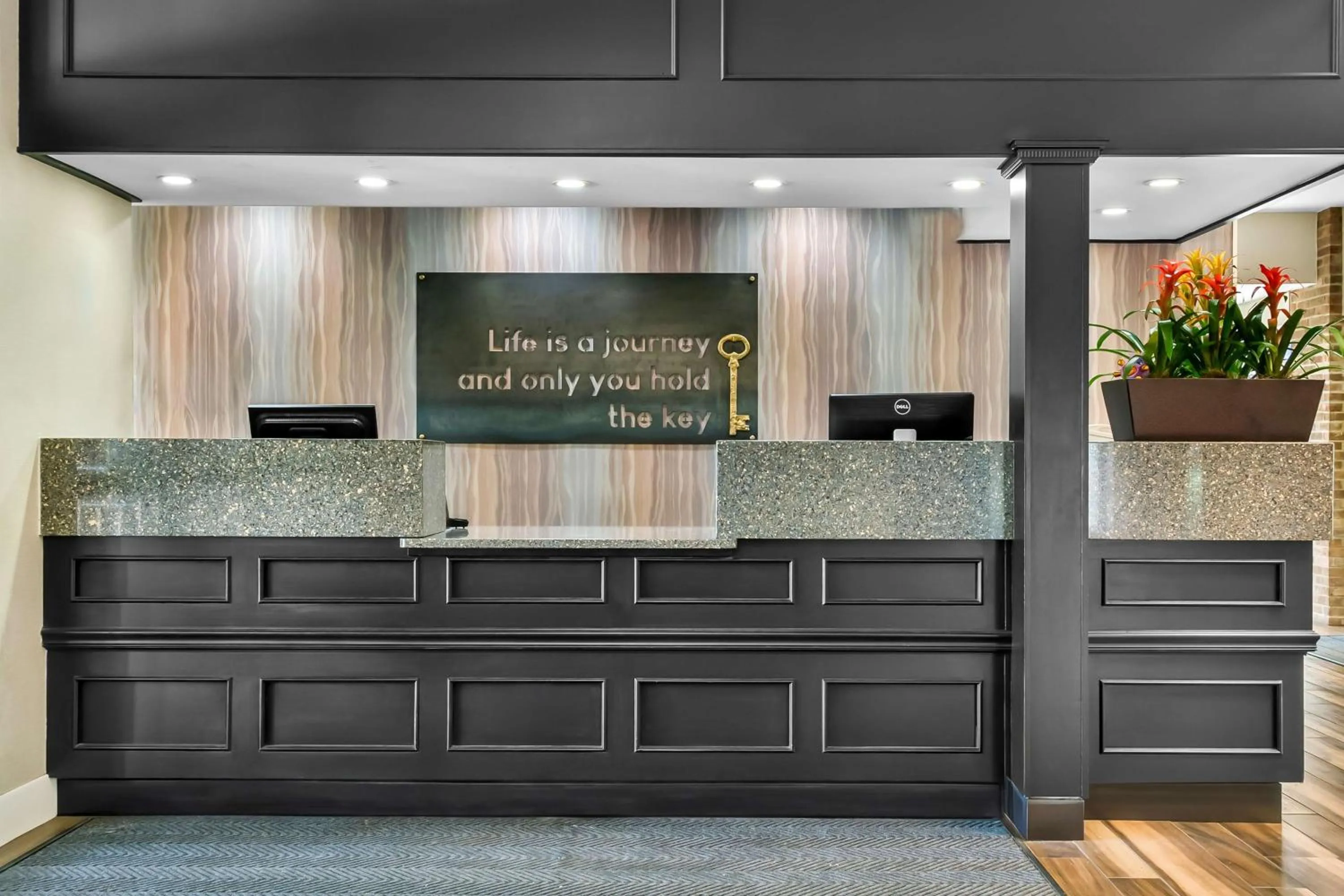Lobby or reception in Best Western Okemos/East Lansing Hotel & Suites