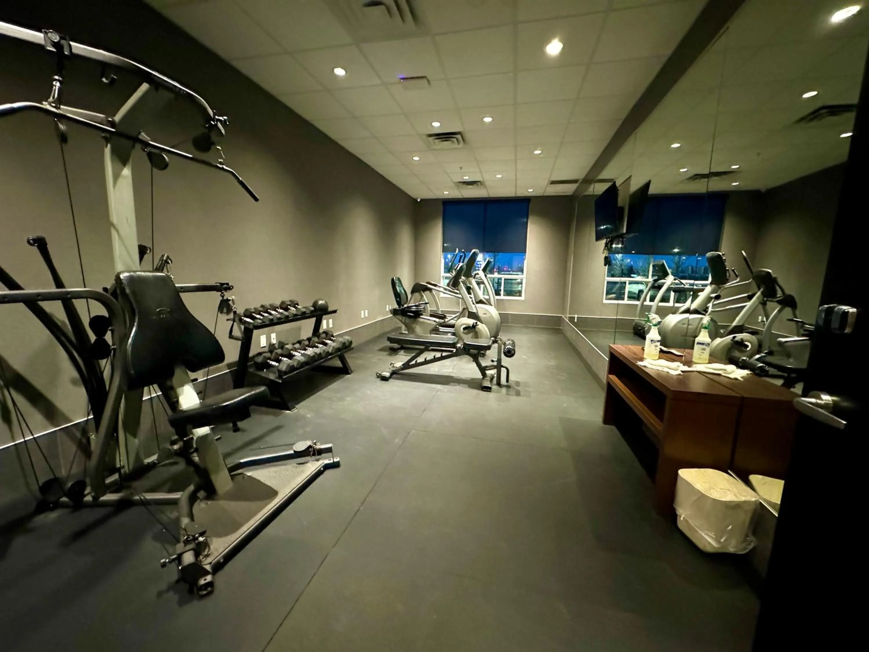 Fitness centre/facilities in Southfort Inn