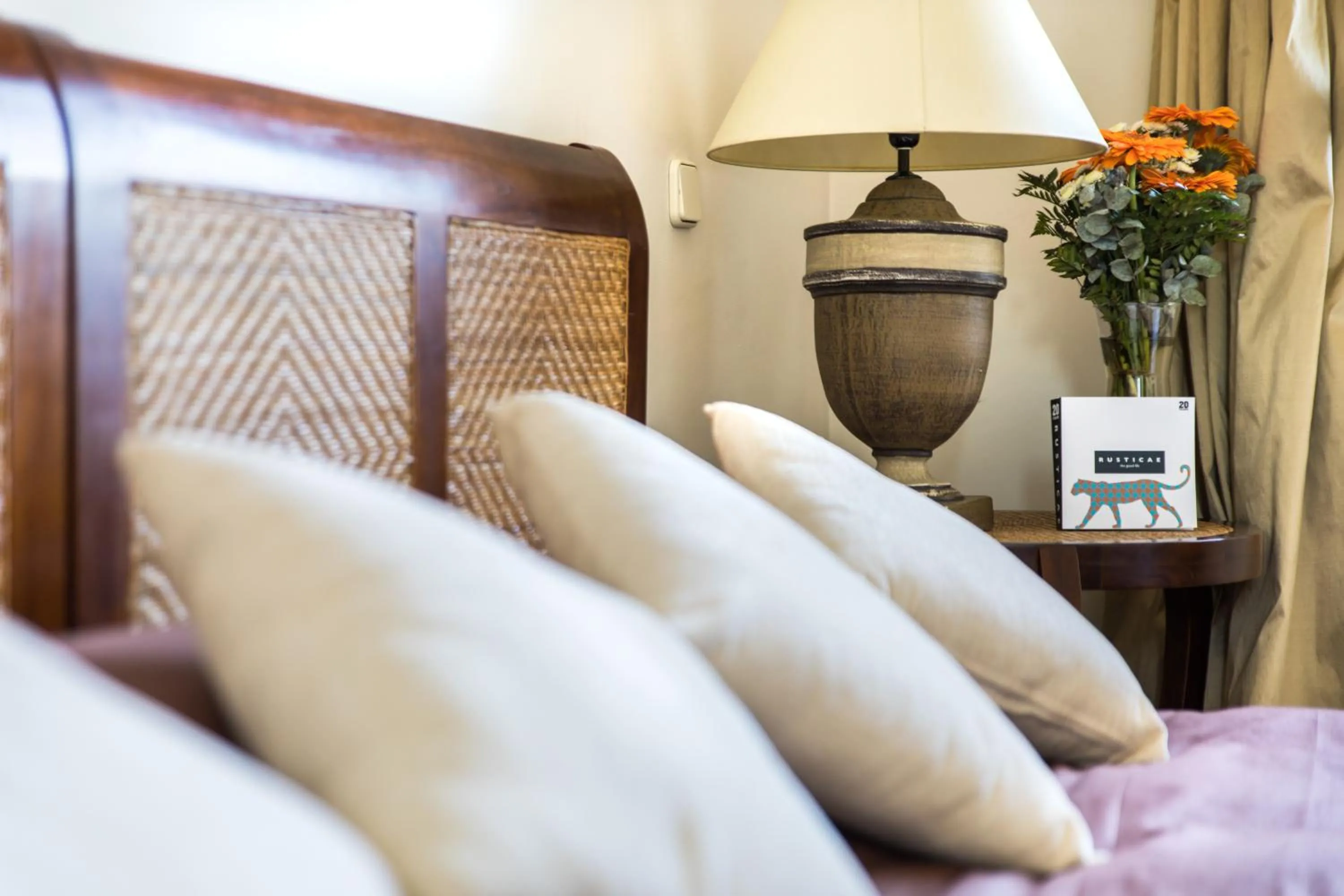 Bed in Hotel Cardamomo Sigüenza