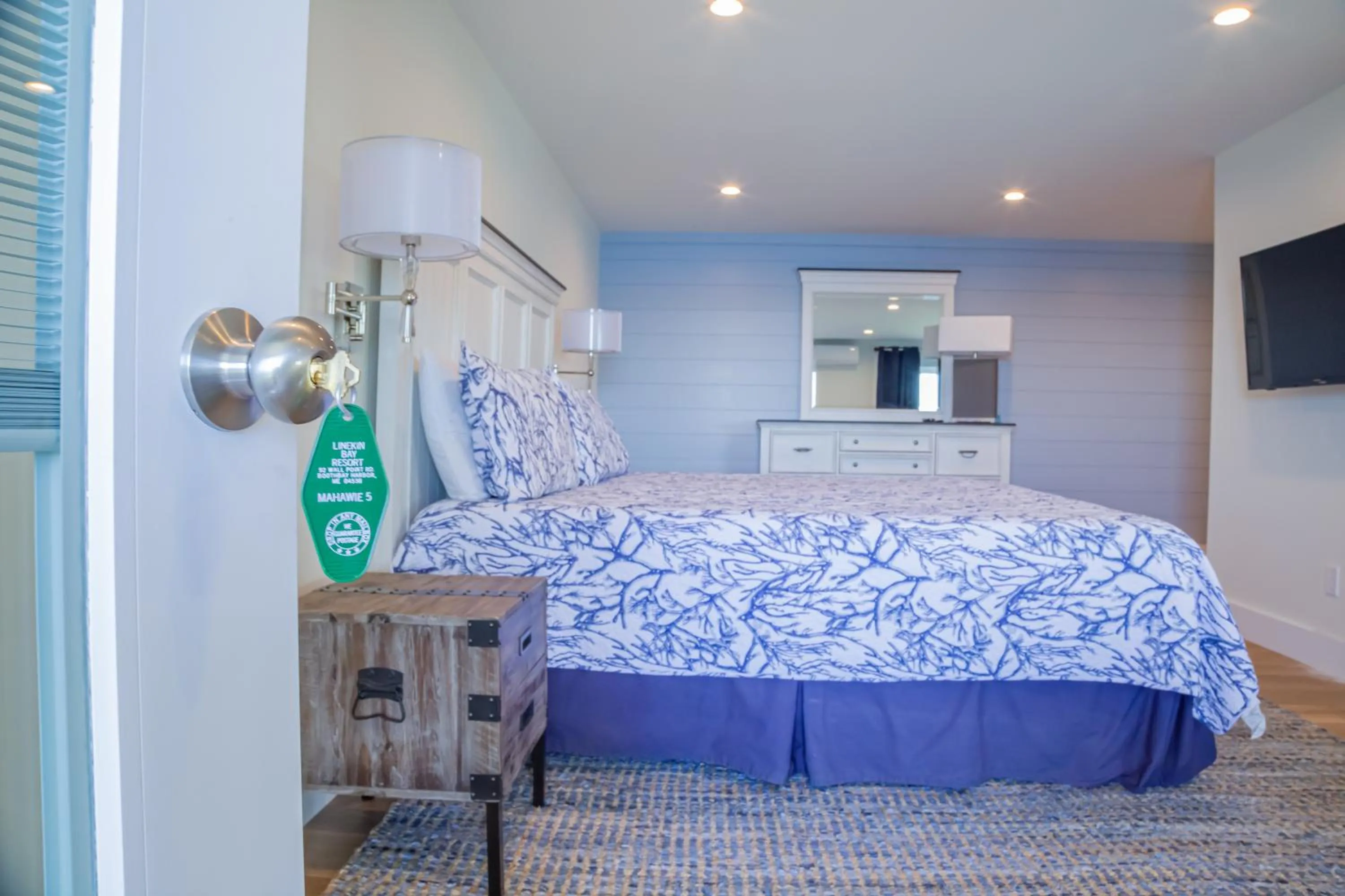 Bedroom, Bed in Linekin Bay Resort