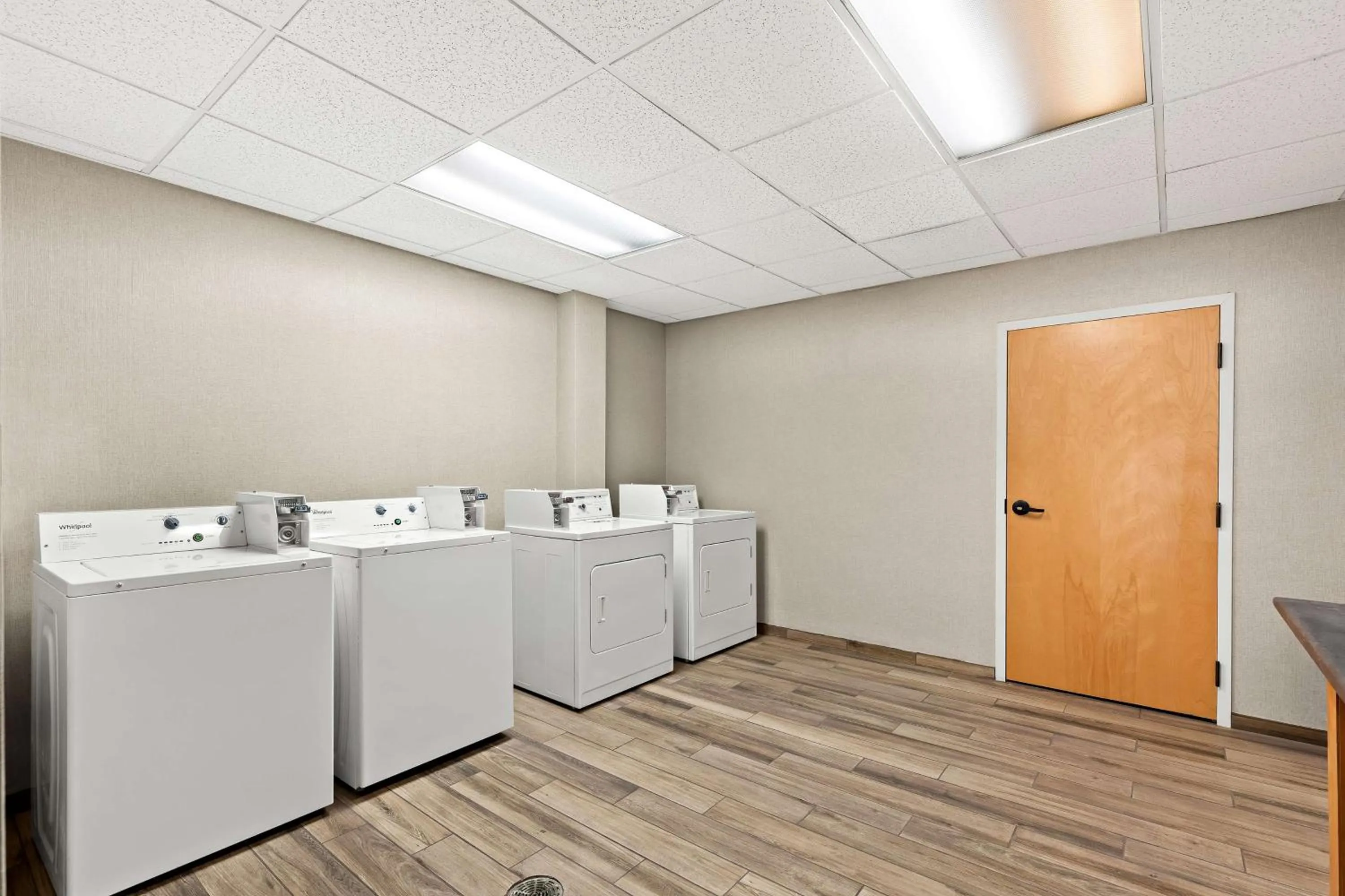 washing machine in Hampton Inn & Suites Canton