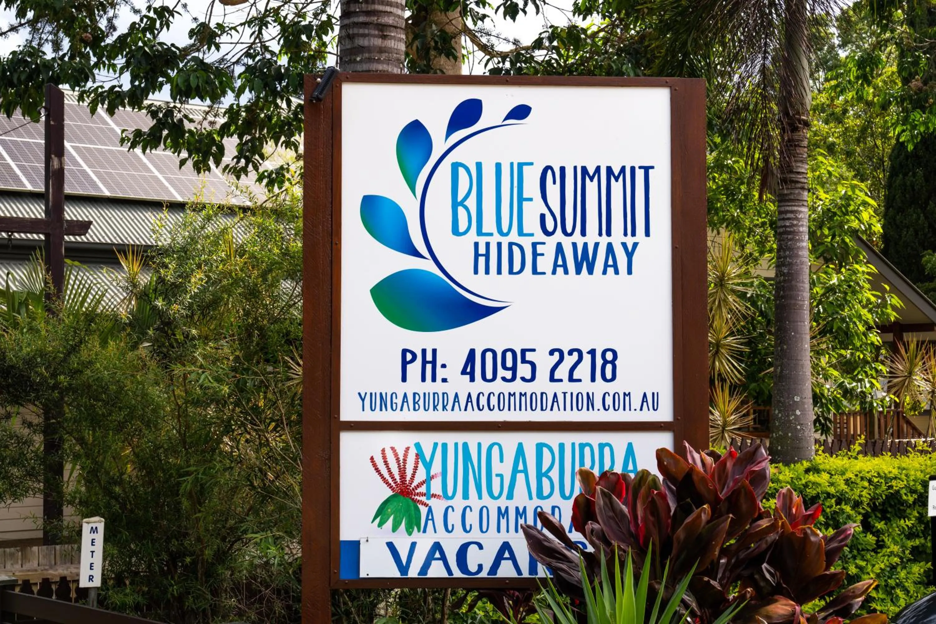 Property logo or sign in Blue Summit Hideaway