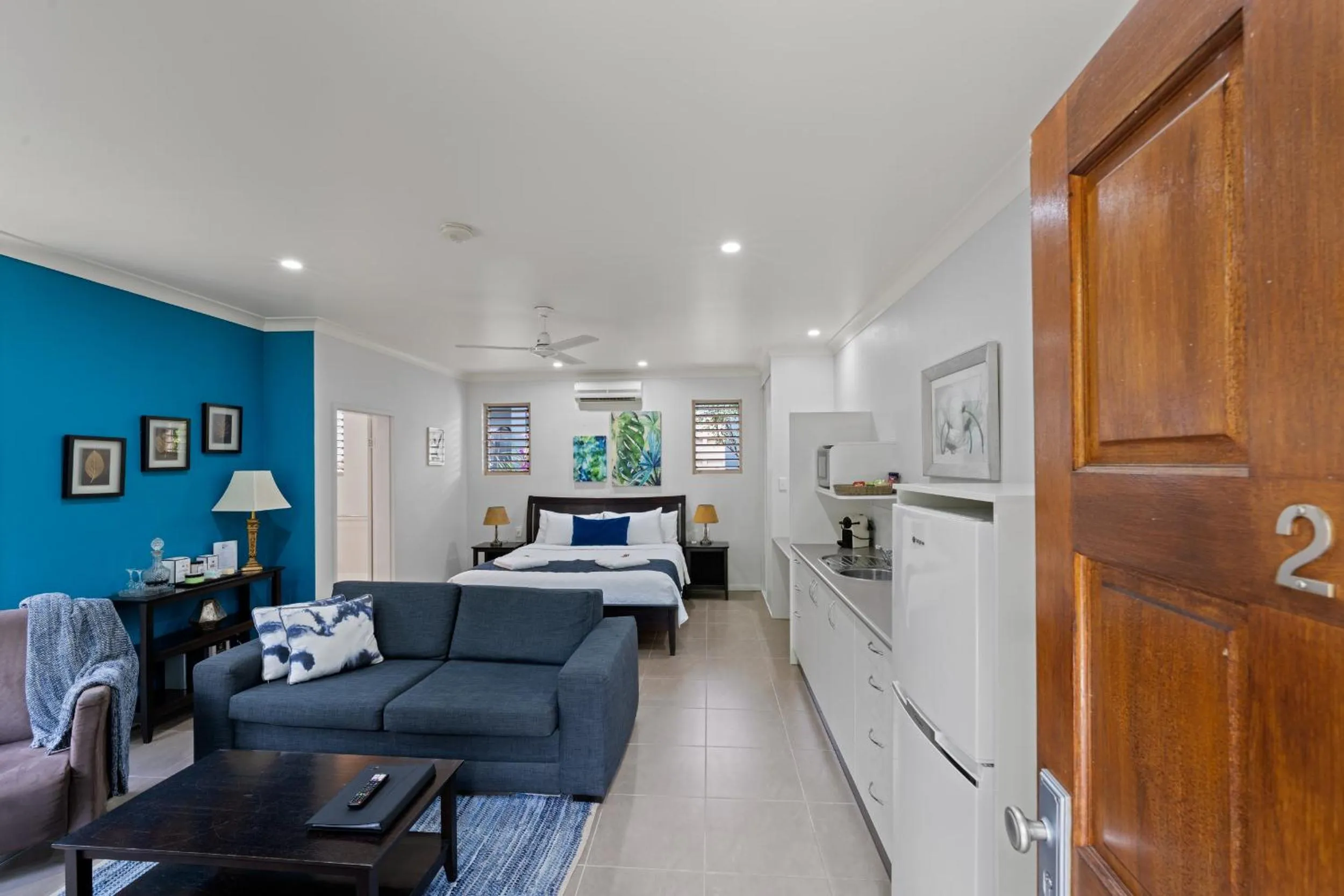 Bed in Blue Summit Hideaway