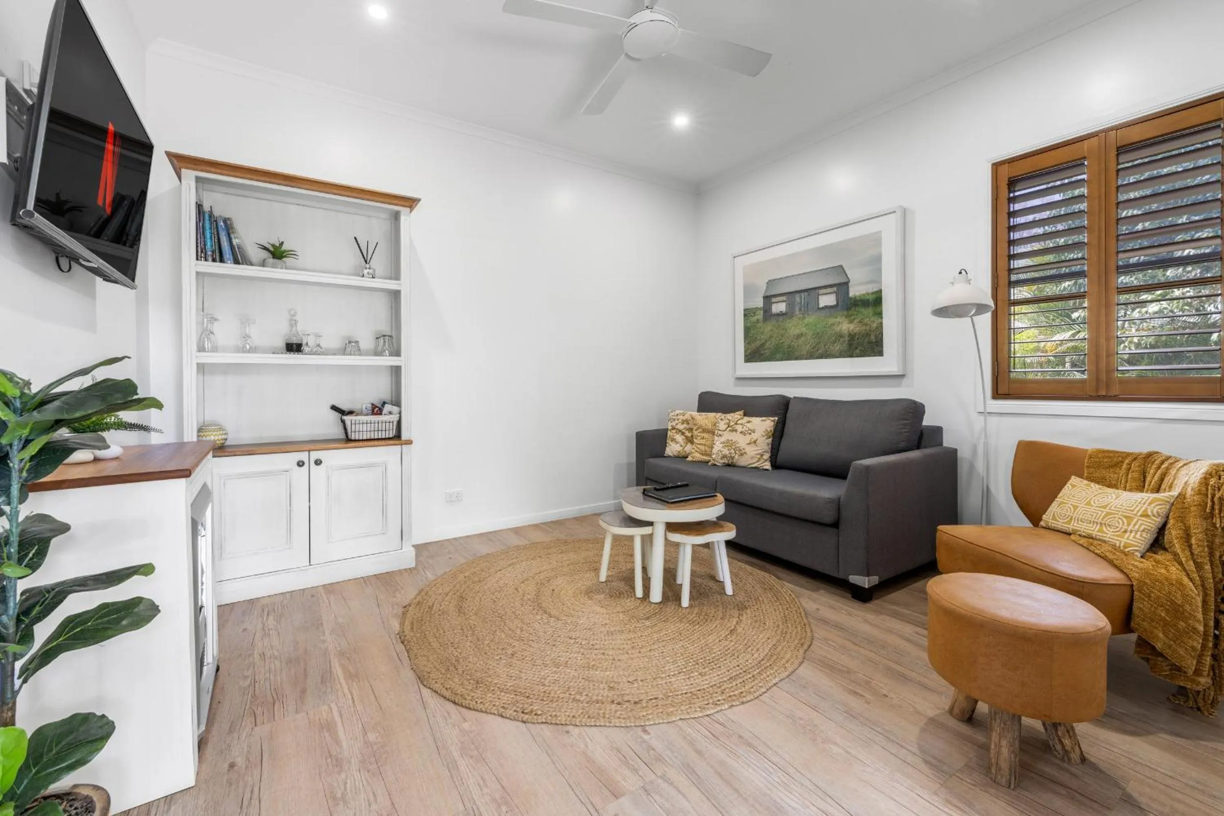 Living room in Blue Summit Hideaway