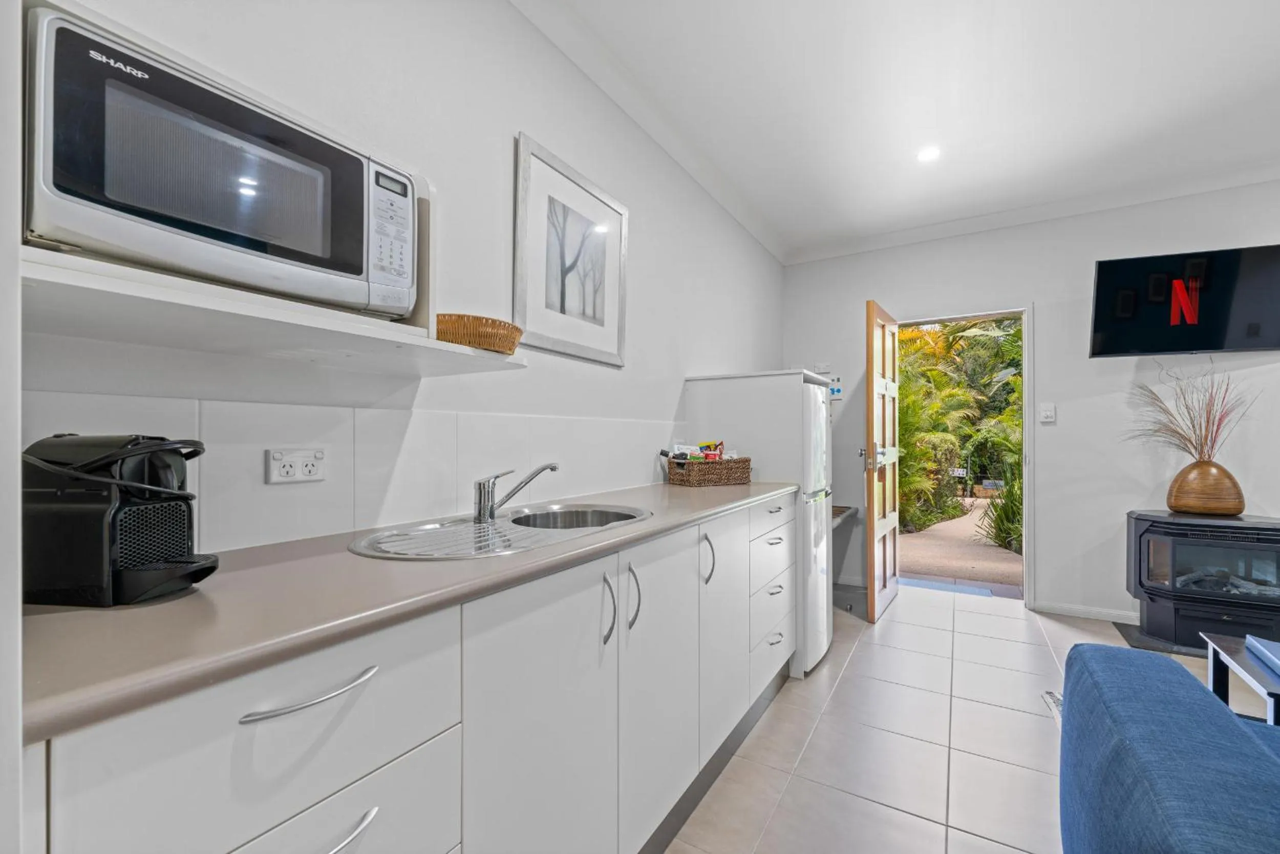 Kitchen or kitchenette in Blue Summit Hideaway