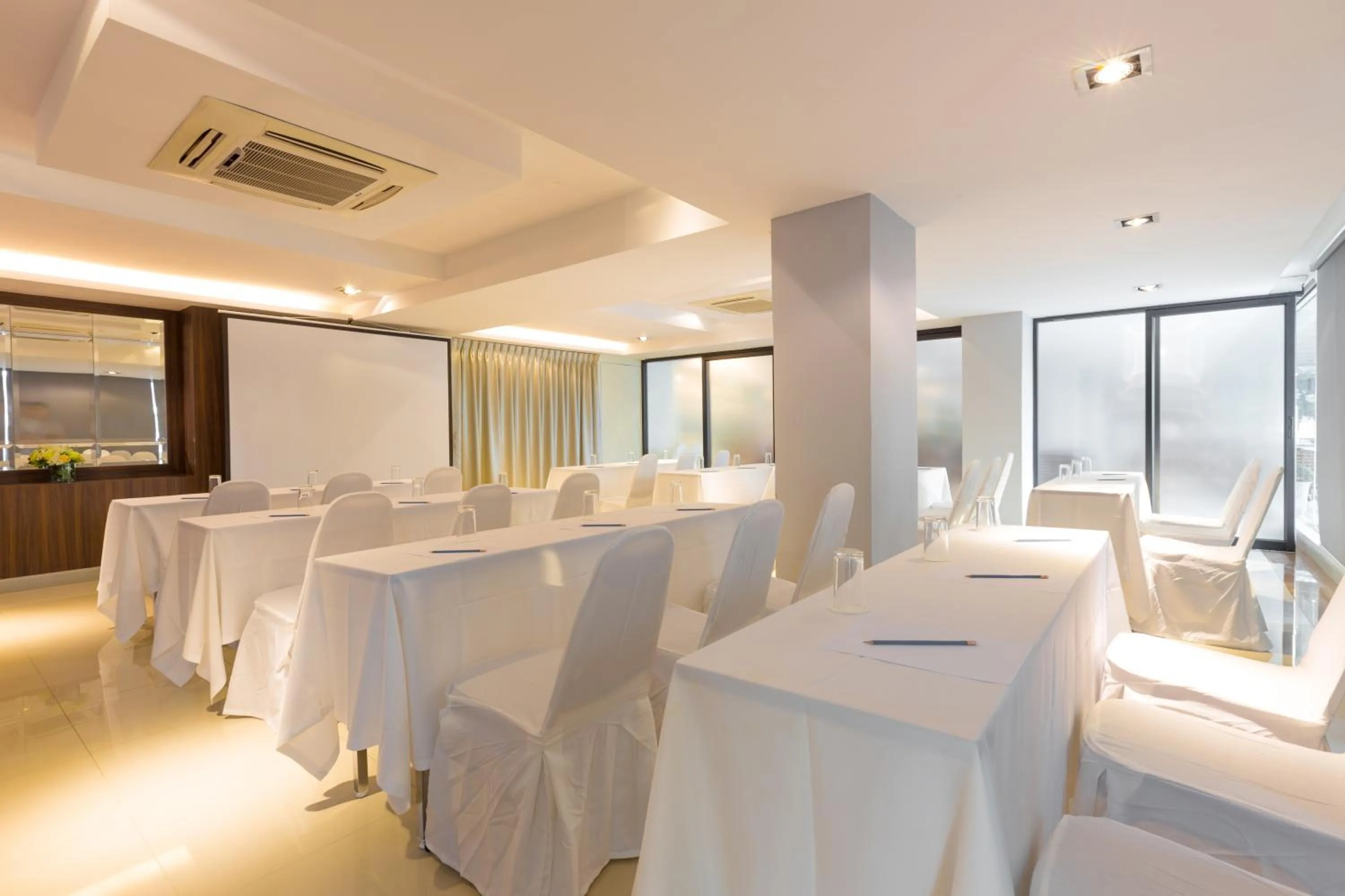 Meeting/conference room in Top View Hotel - SHA Extra Plus