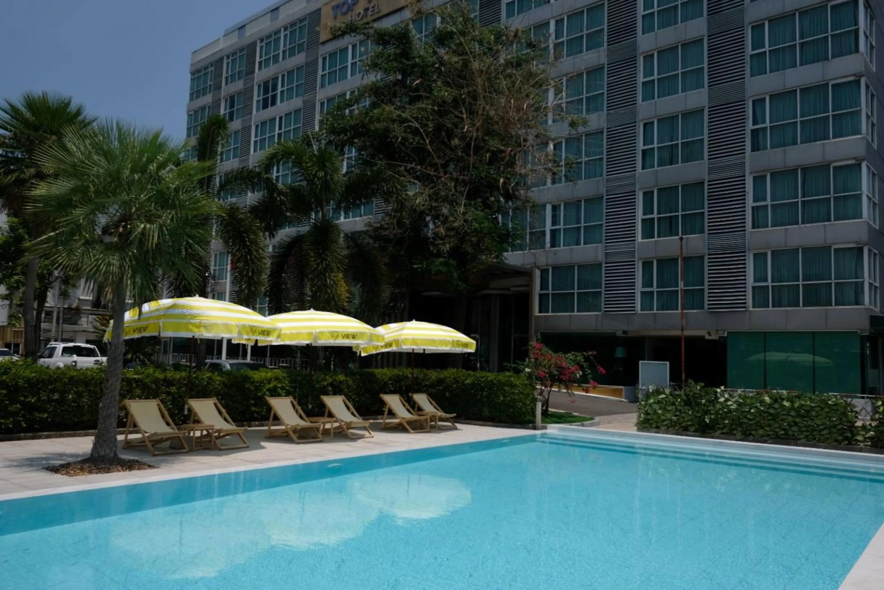 Swimming pool in Top View Hotel - SHA Extra Plus