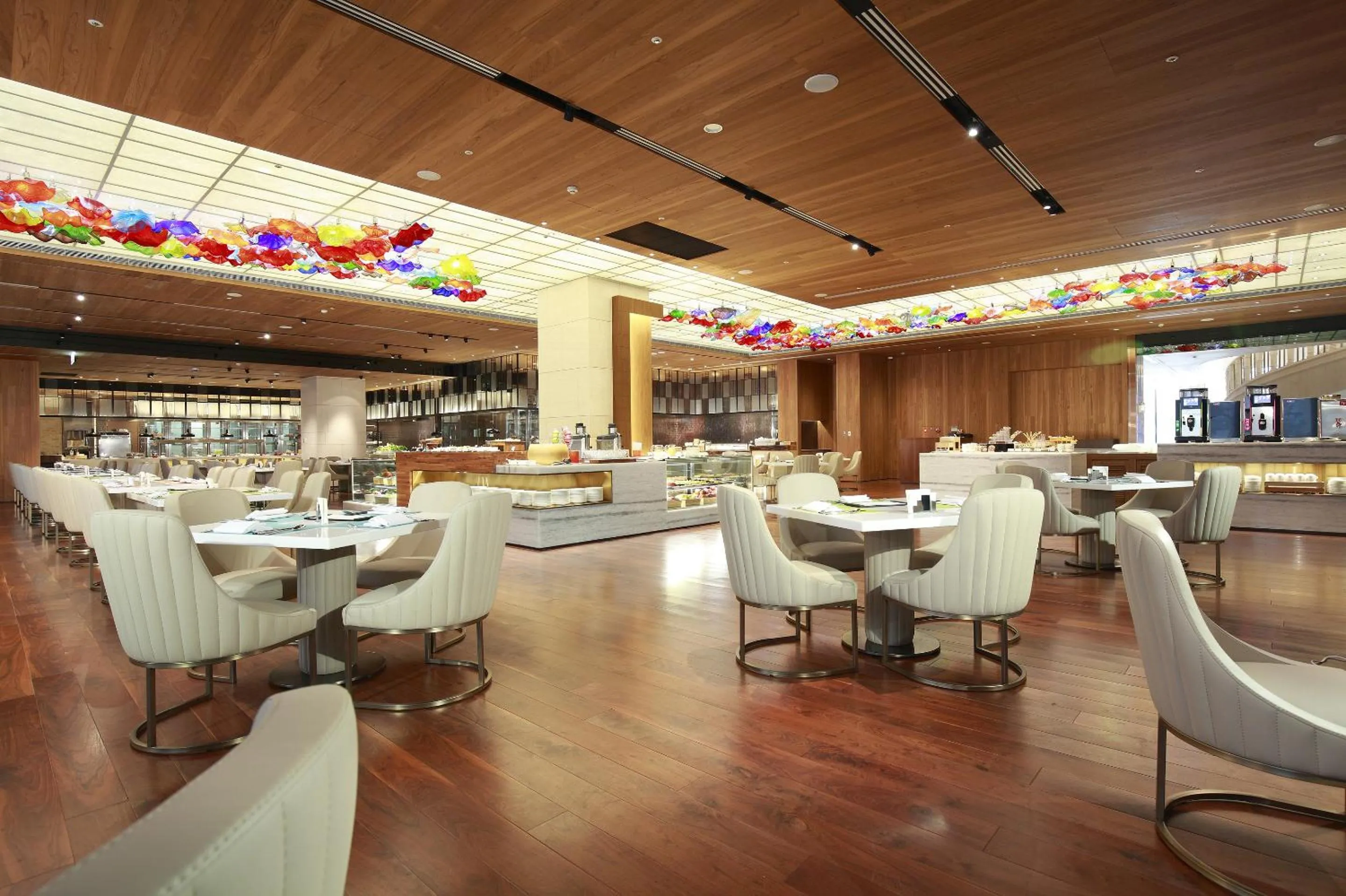 Restaurant/places to eat in Grand Mayfull Taipei